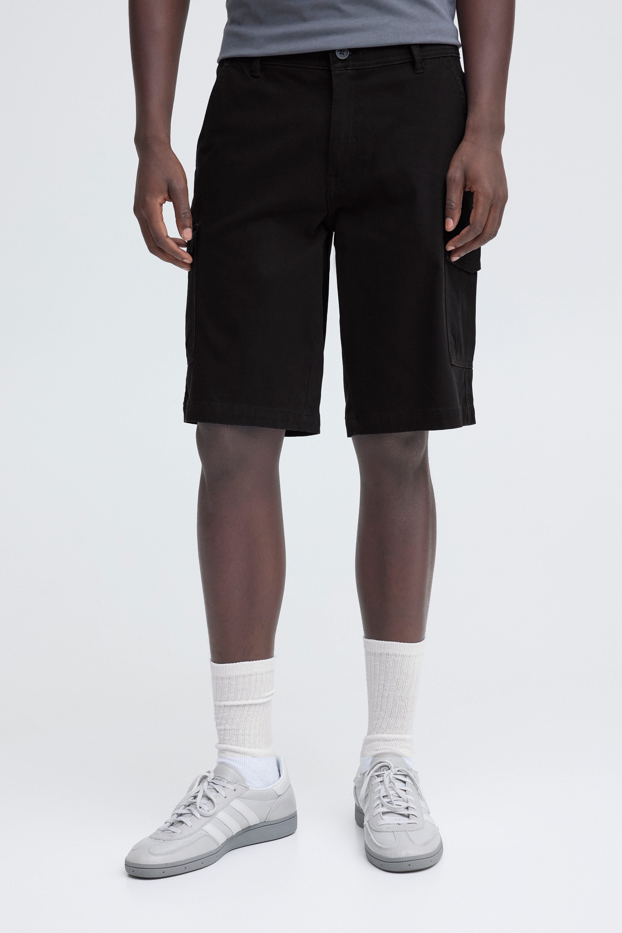 Blend Shorts BHMASON SLIM/REG CARGO SHORTS mit Markenlabel, aus Baumwollmischung, Regular Fit, elastisch