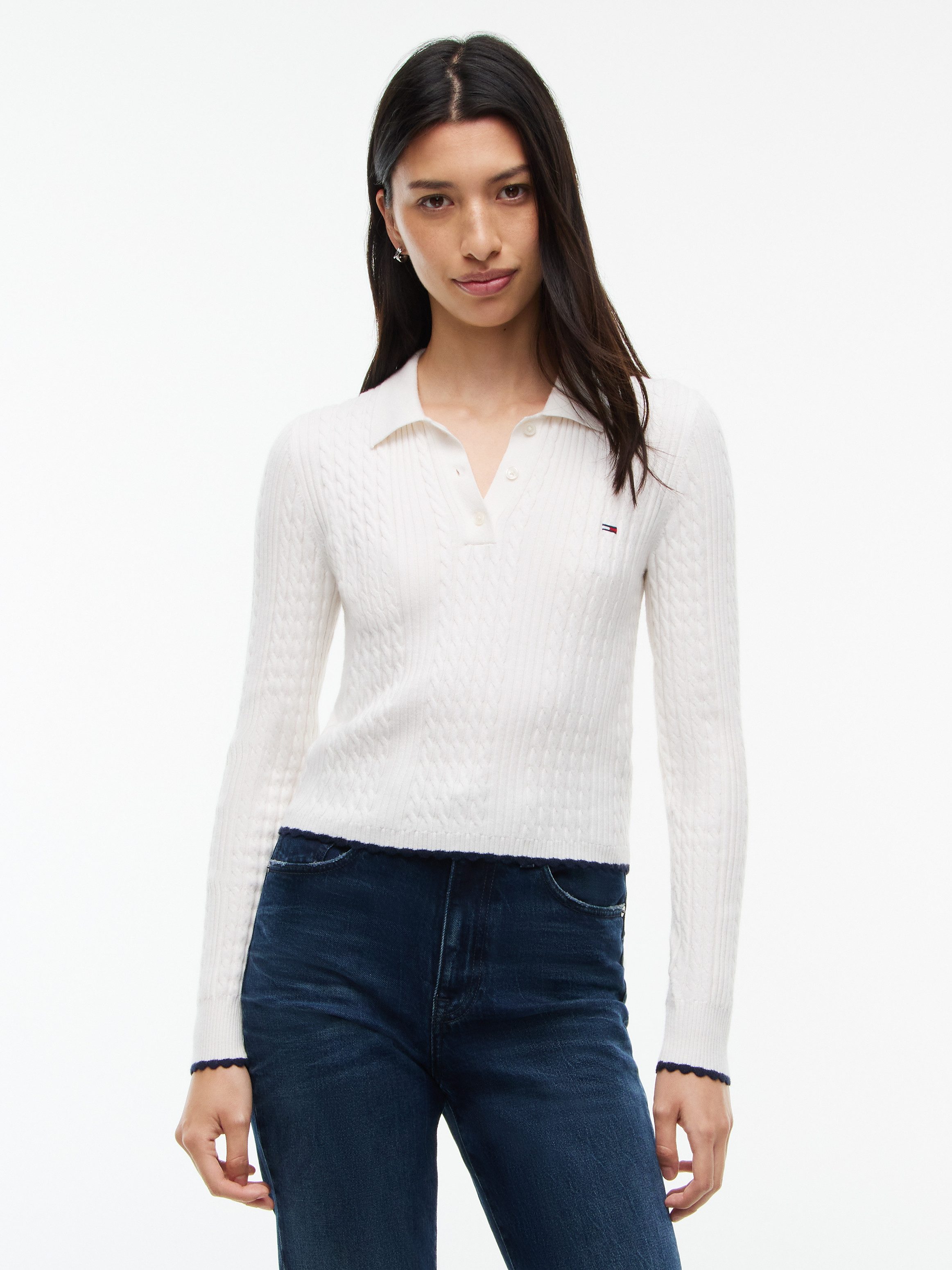 Tommy Jeans Polokragenpullover TJW MICRO CABLE POLO SWEATER EXT Viskosemischung, mit Zopfmuster