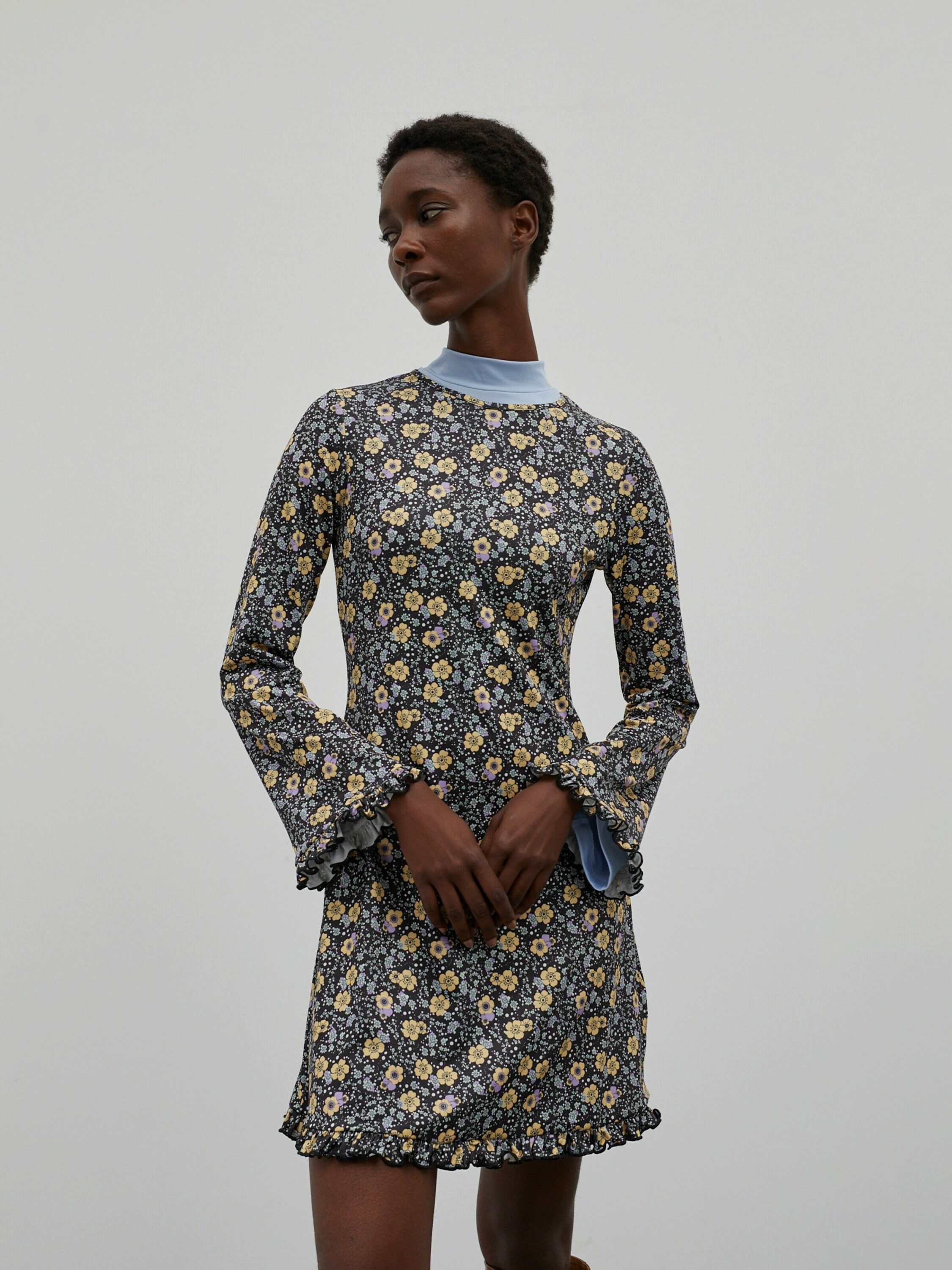 EDITED Sommerkleid Kairi (1-tlg) Plain/ohne Details günstig online kaufen