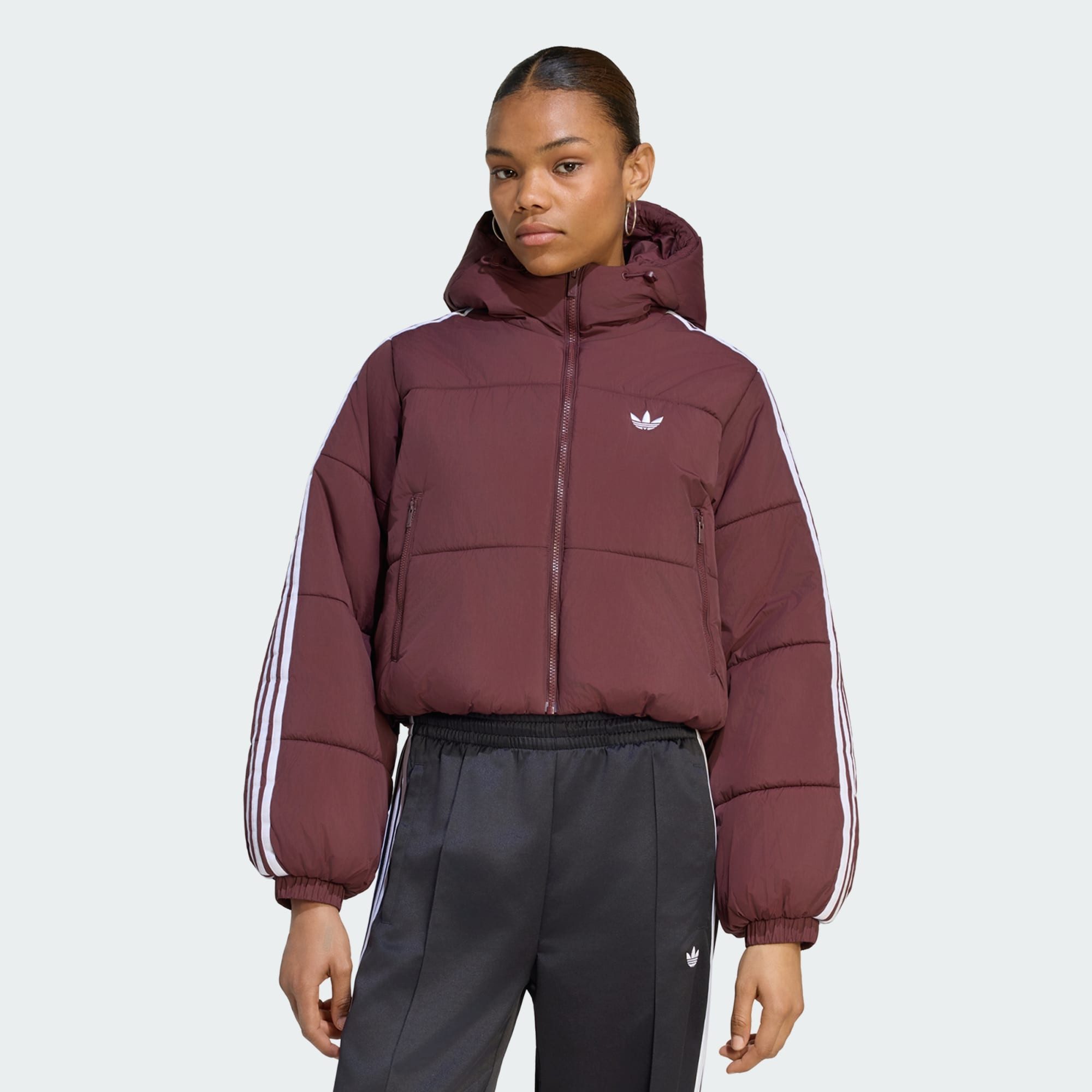 adidas Originals Steppjacke ADICOLOR PUFFER JACKE, KÜRZER GESCHNITTEN, KAPUZE (1-St)