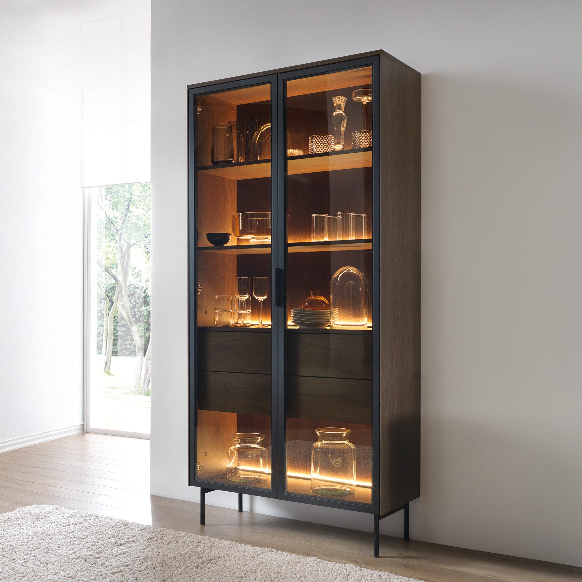 yourhouse24 Glasvitrine Vitrine LUMI mit Beleuchtung günstig online kaufen