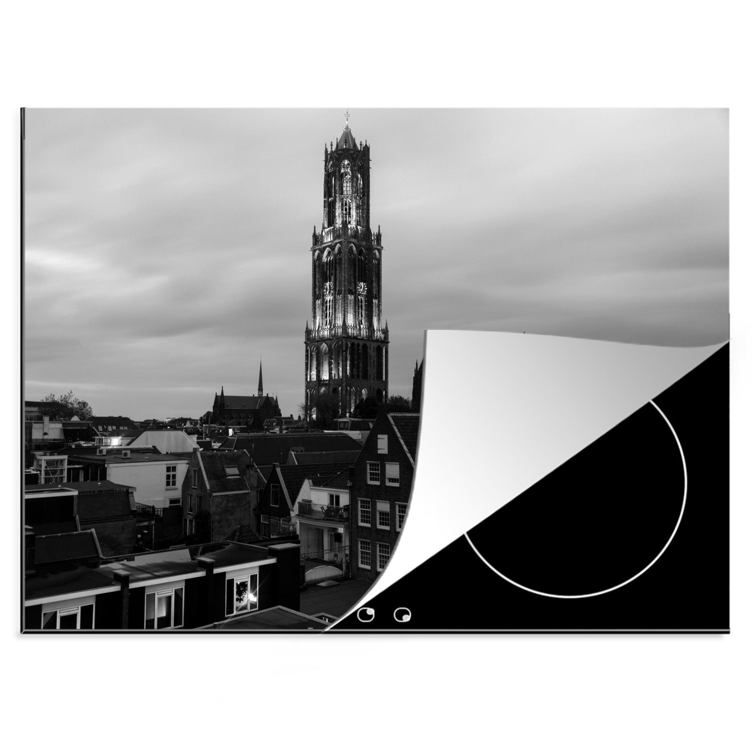 MuchoWow Herdblende-/Abdeckplatte Der Dom in Utrecht in einem dunklen Himmel - schwarz und weiß, Vinyl, (1 tlg), 70x52 cm, Mobile Arbeitsfläche nutzbar, Ceranfeldabdeckung