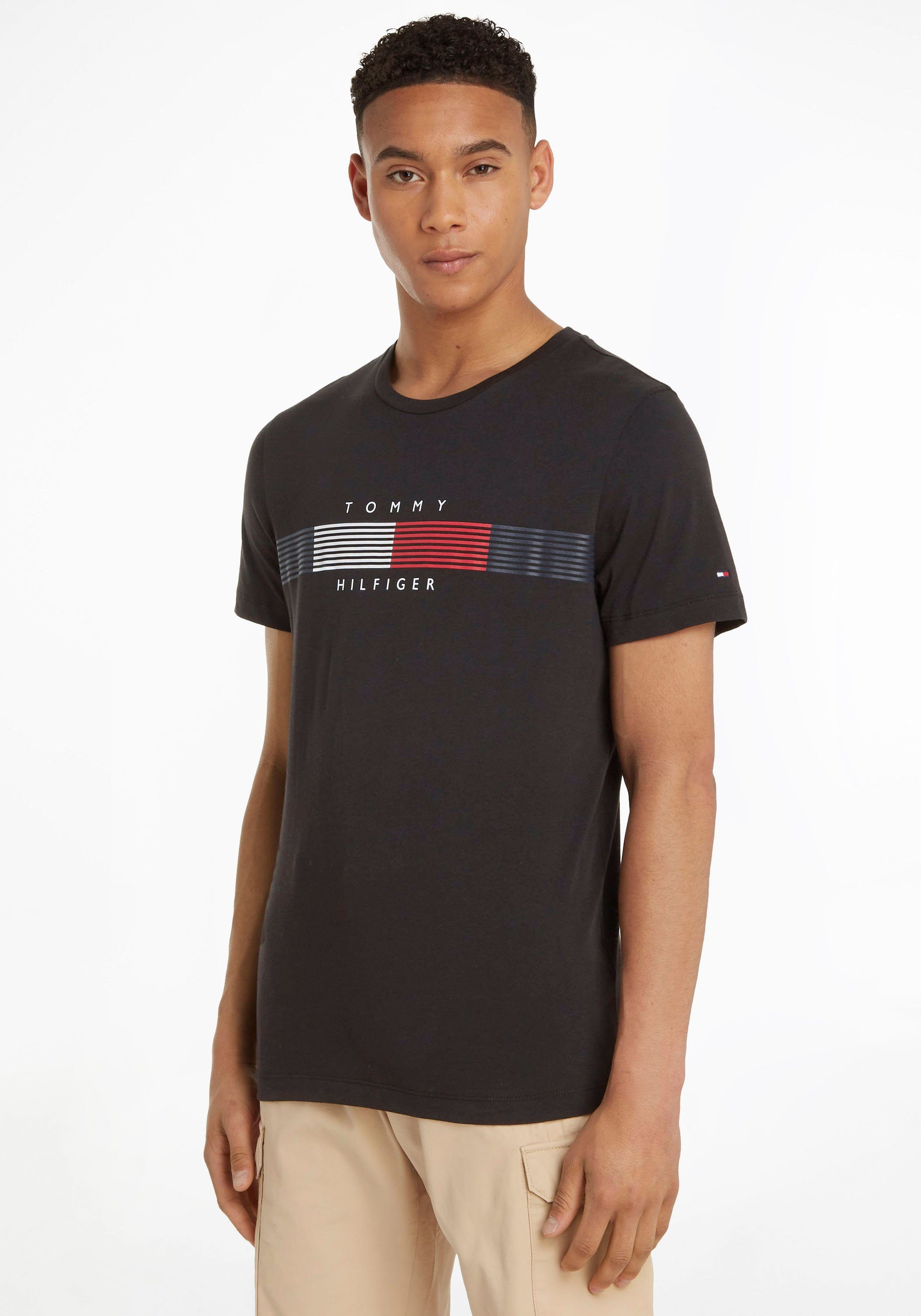 Tommy Hilfiger T-Shirt »CHEST CORP STRIPE GRAPHIC TEE« online kaufen | OTTO