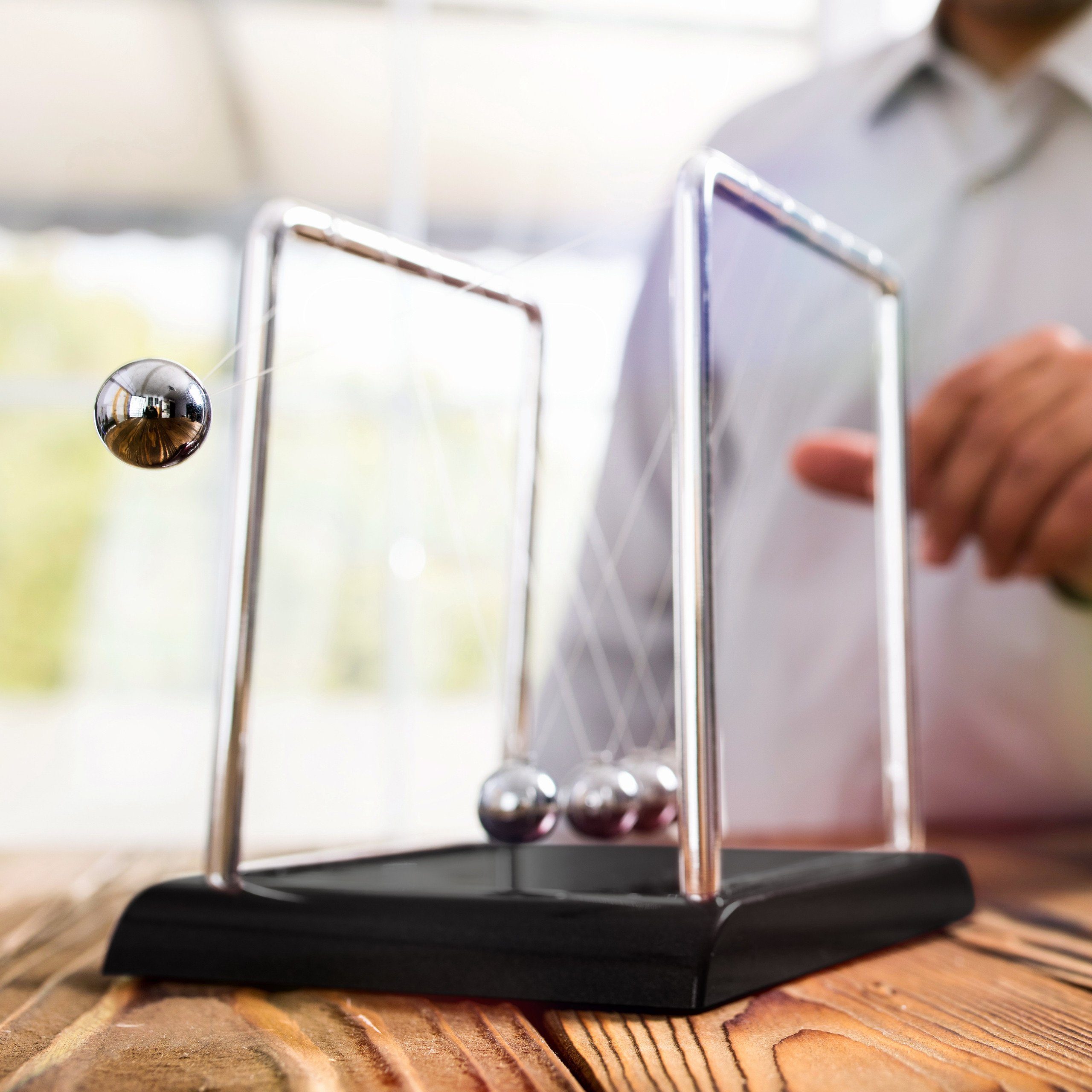 relaxdays Dekoobjekt Newton Pendel Kugelstoßpendel