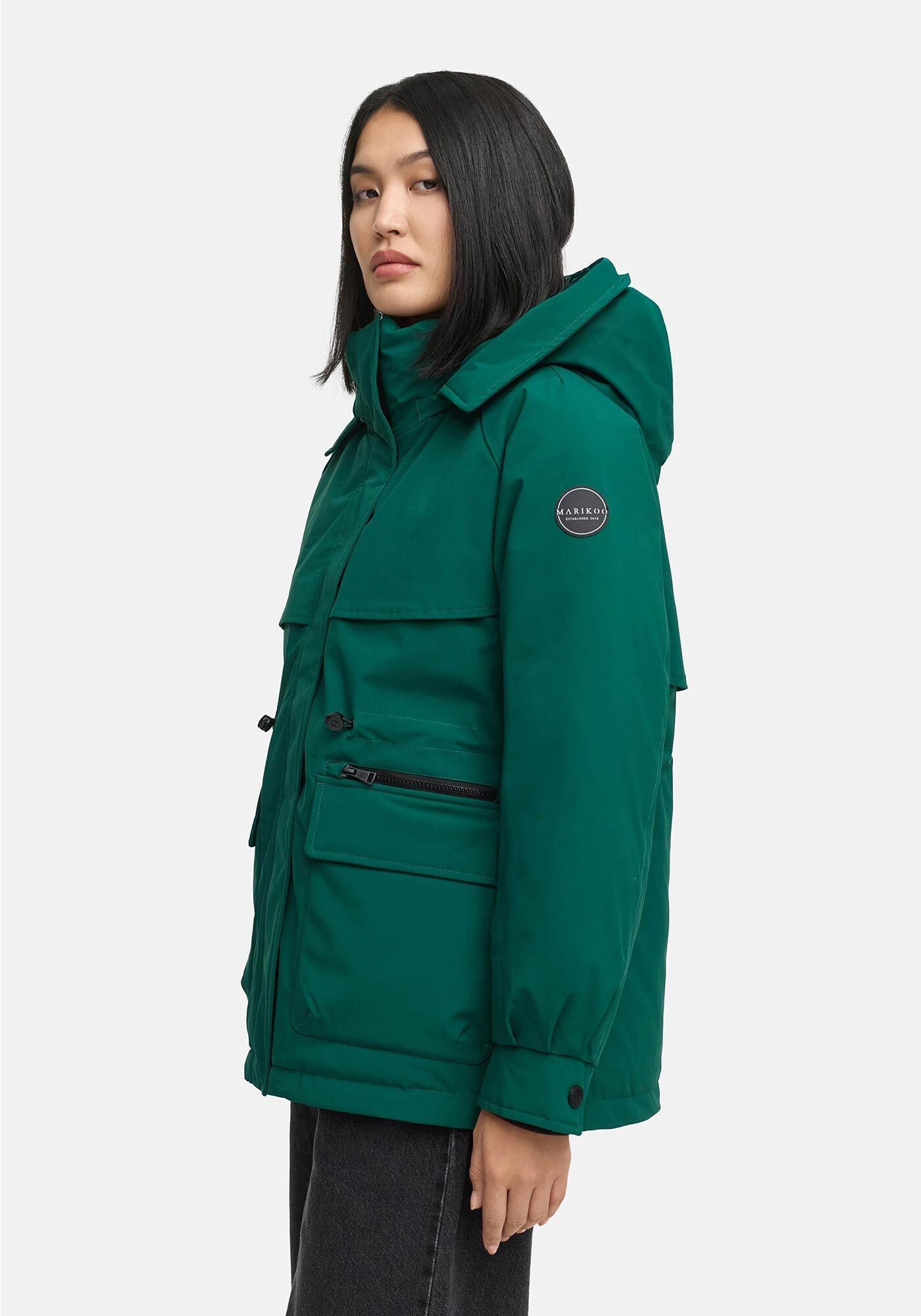 Marikoo Winterjacke Shigaraa mit abnehmbarer Kapuze und Gummizug an der Taille