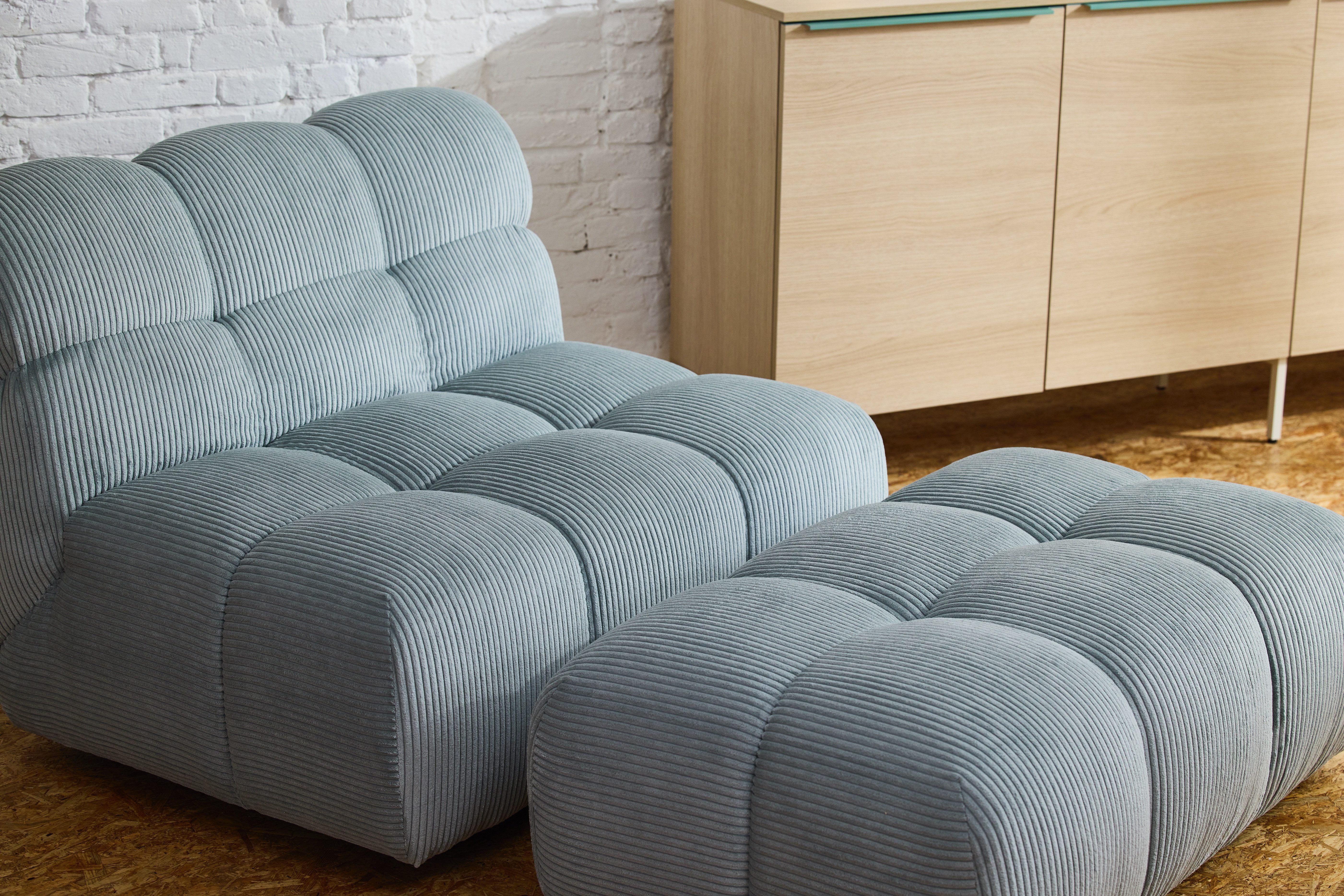 TOM TAILOR HOME Drehsessel SOFT CUBE 105 x 90 cm – angenehm weicher Sitzkomfort, stylische Retrovibes durch auffällige Steppung – 360° drehbar