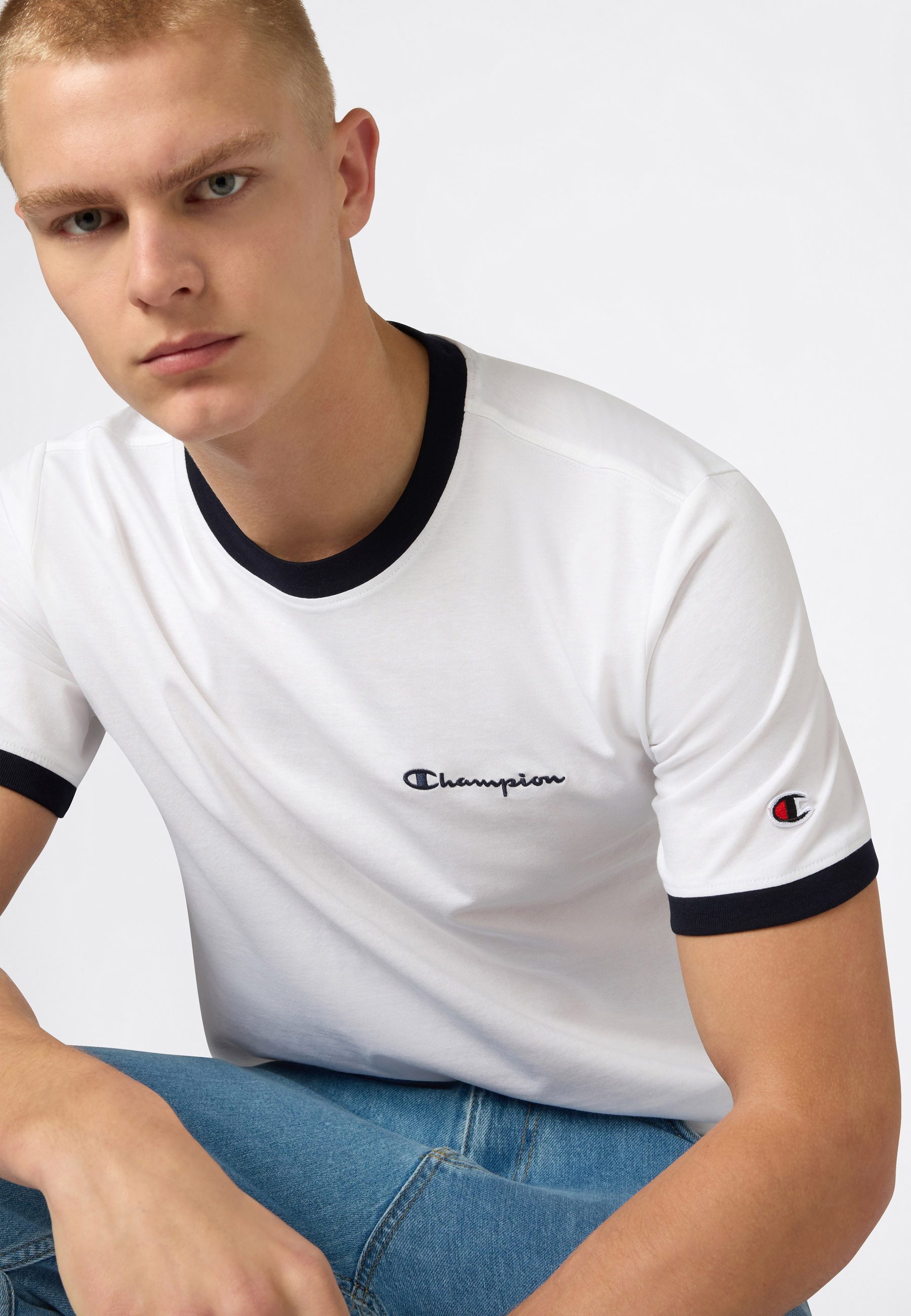 Champion T-Shirt SPORTSWEAR T-SHIRT Standard Fit Kurzarmdesign, leichtes Oberteil, aus Baumwolle