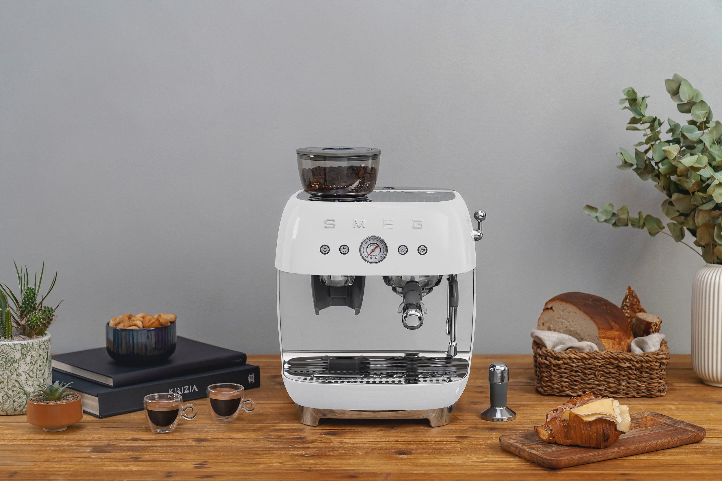 Smeg Espressomaschine EGF03WHEU