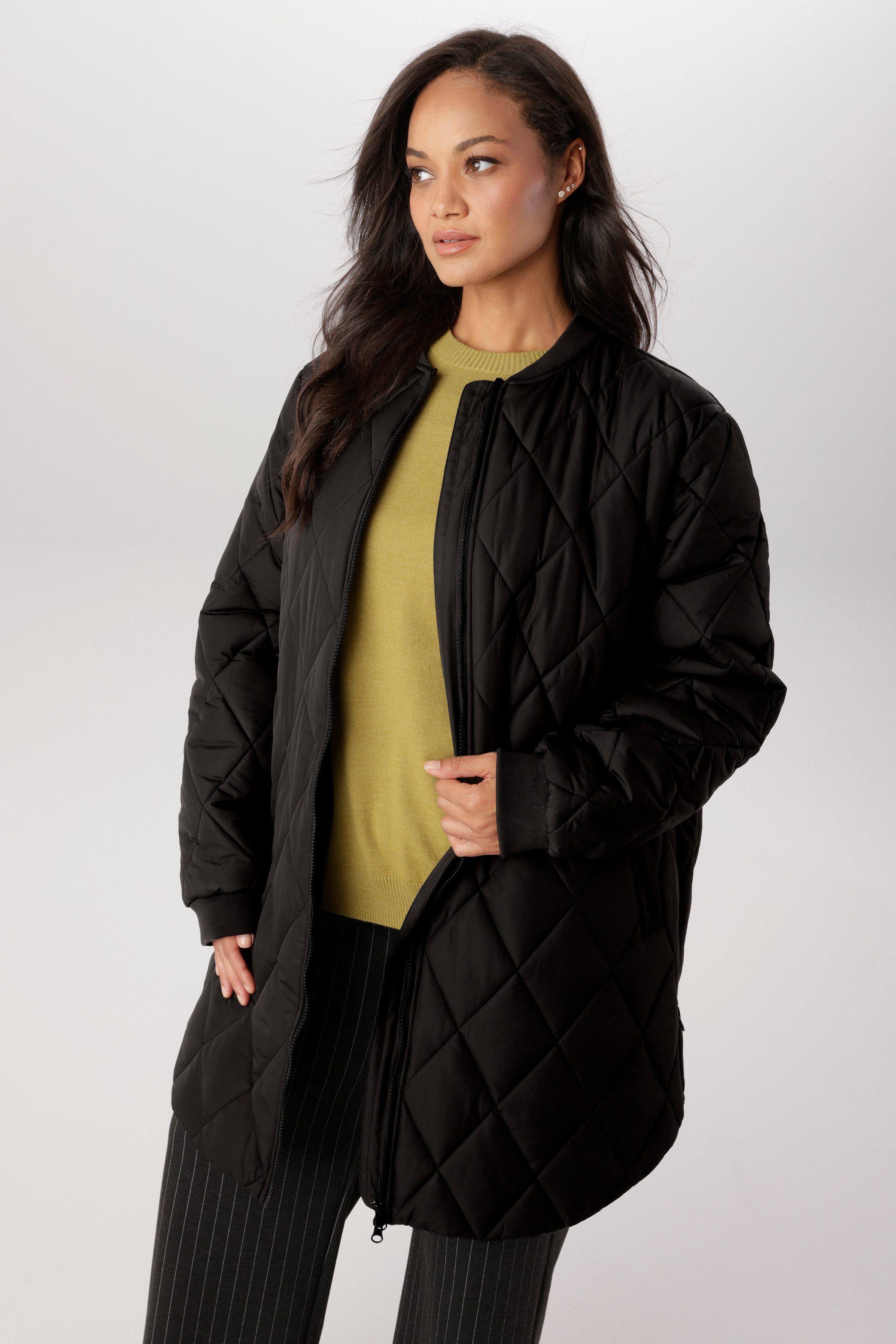 Aniston PLUS Steppjacke perfekt für den Übergang - NEUE KOLLEKTION. € 79,99, (€ 79,99 pro 1 Stk).