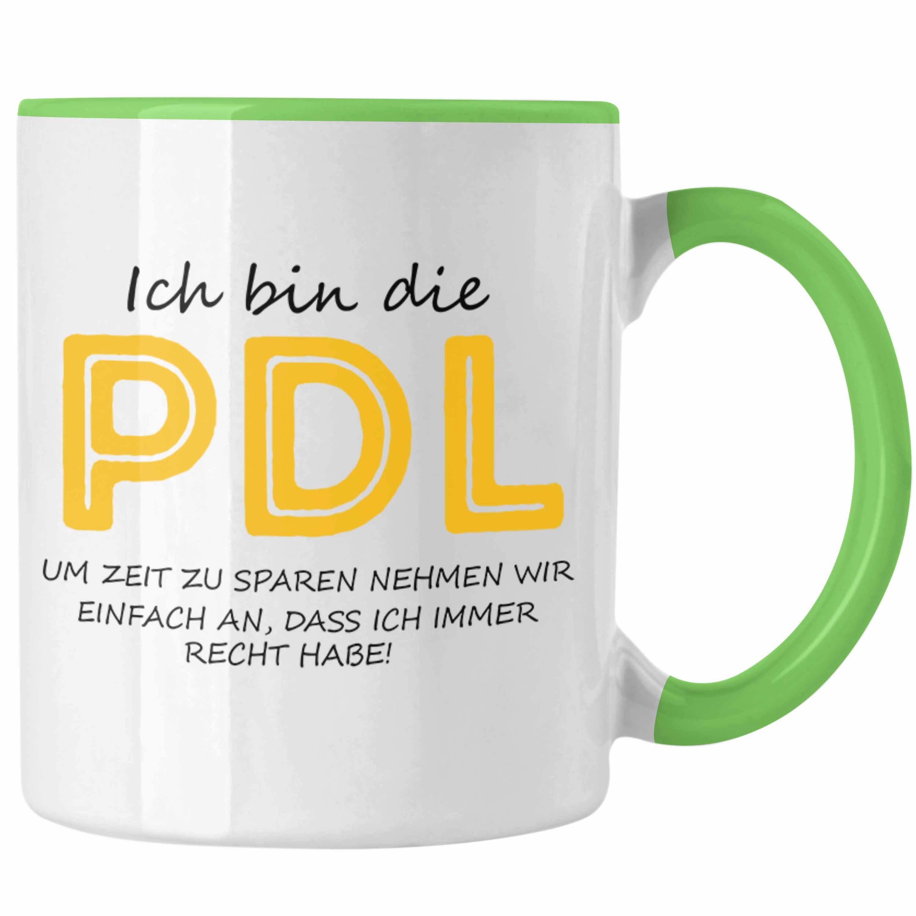 Trendation Tasse Lustige Tasse PDL Geschenkidee für Pflegedienstleitungen Krankenhaus Grün