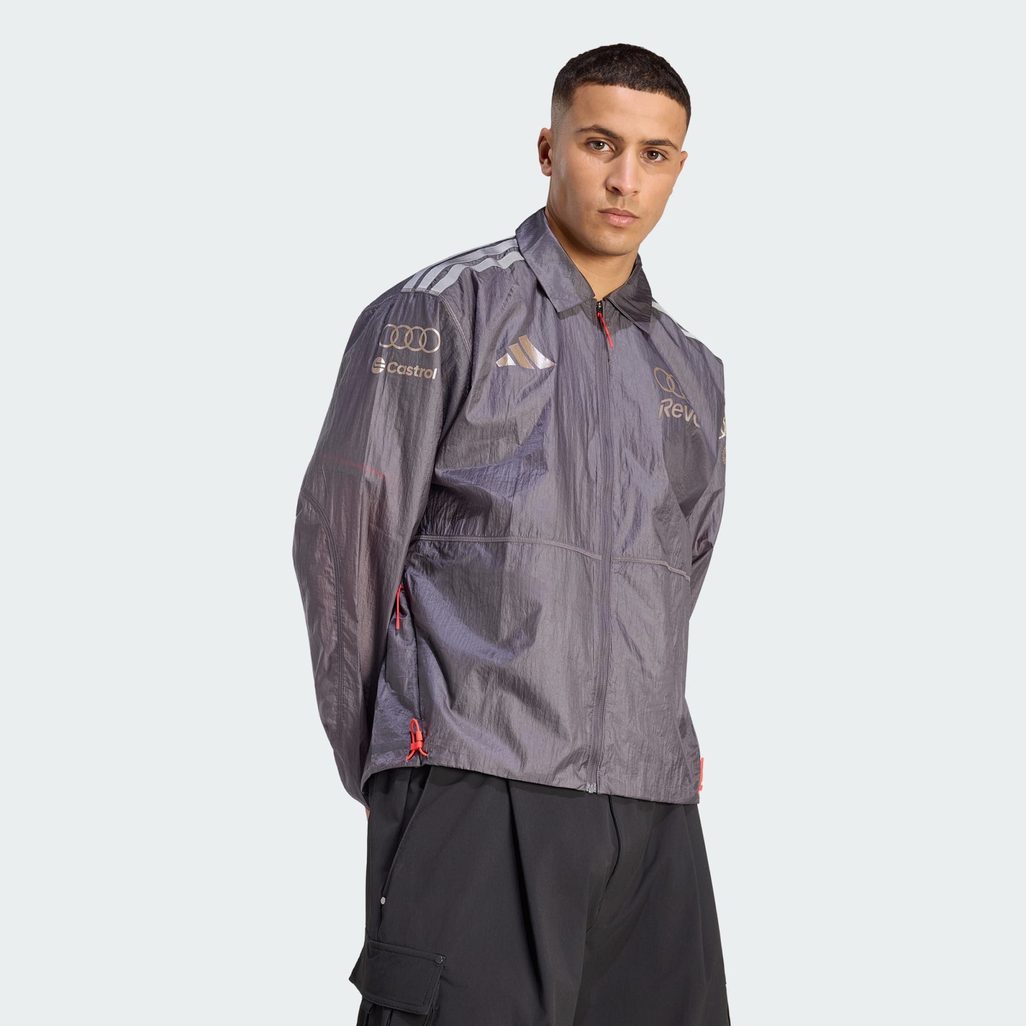 adidas Performance Stadionjacke AUDI REVOLUT F1 TEAM DRIVER PADDOCK JACKE (1-St)