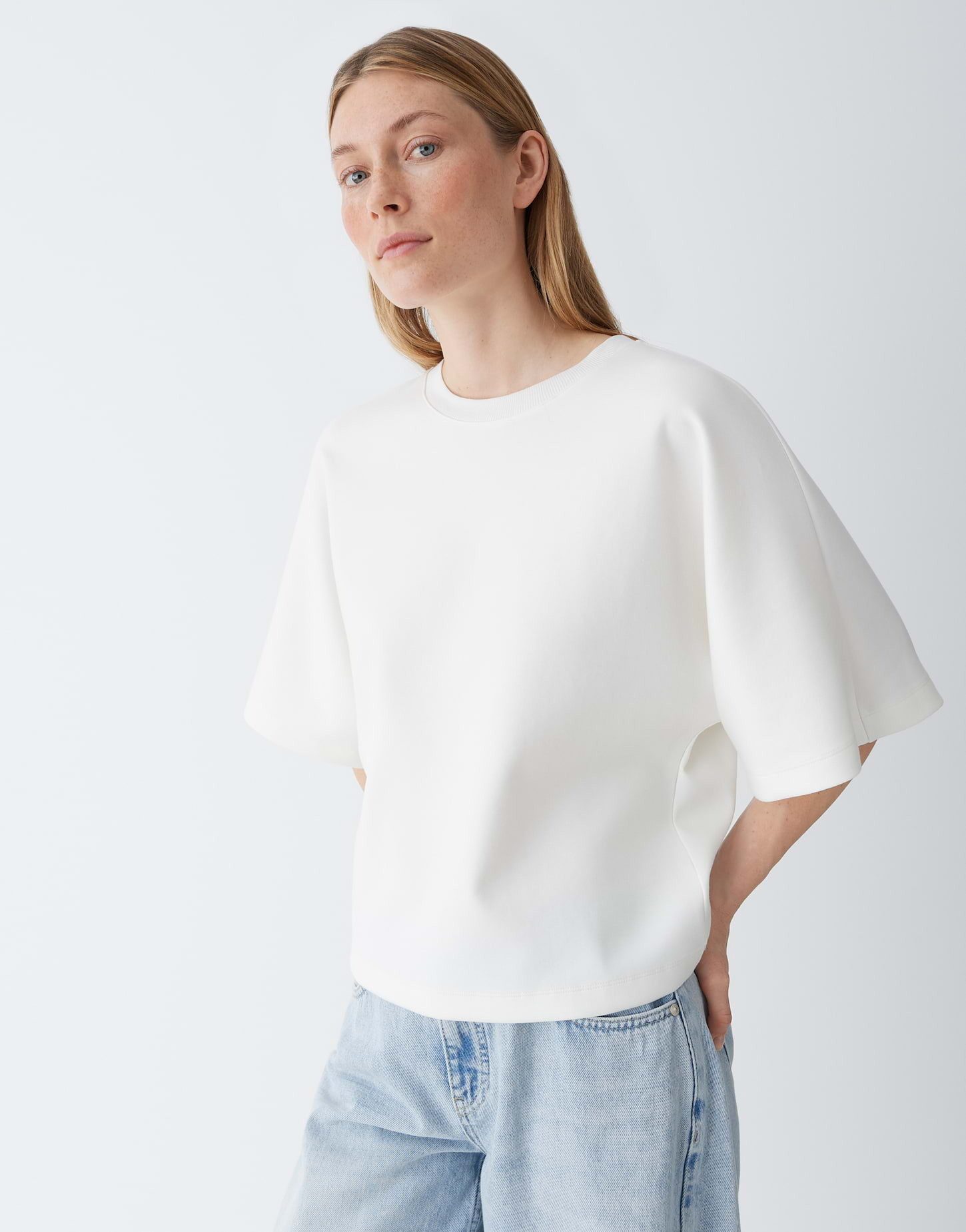 OPUS Sweatshirt Relaxed geschnittenes Sweatshirt aus Baumwoll-Mix Verkürzte Länge, lockerer Boxy Fit für Alltag und Freizeit