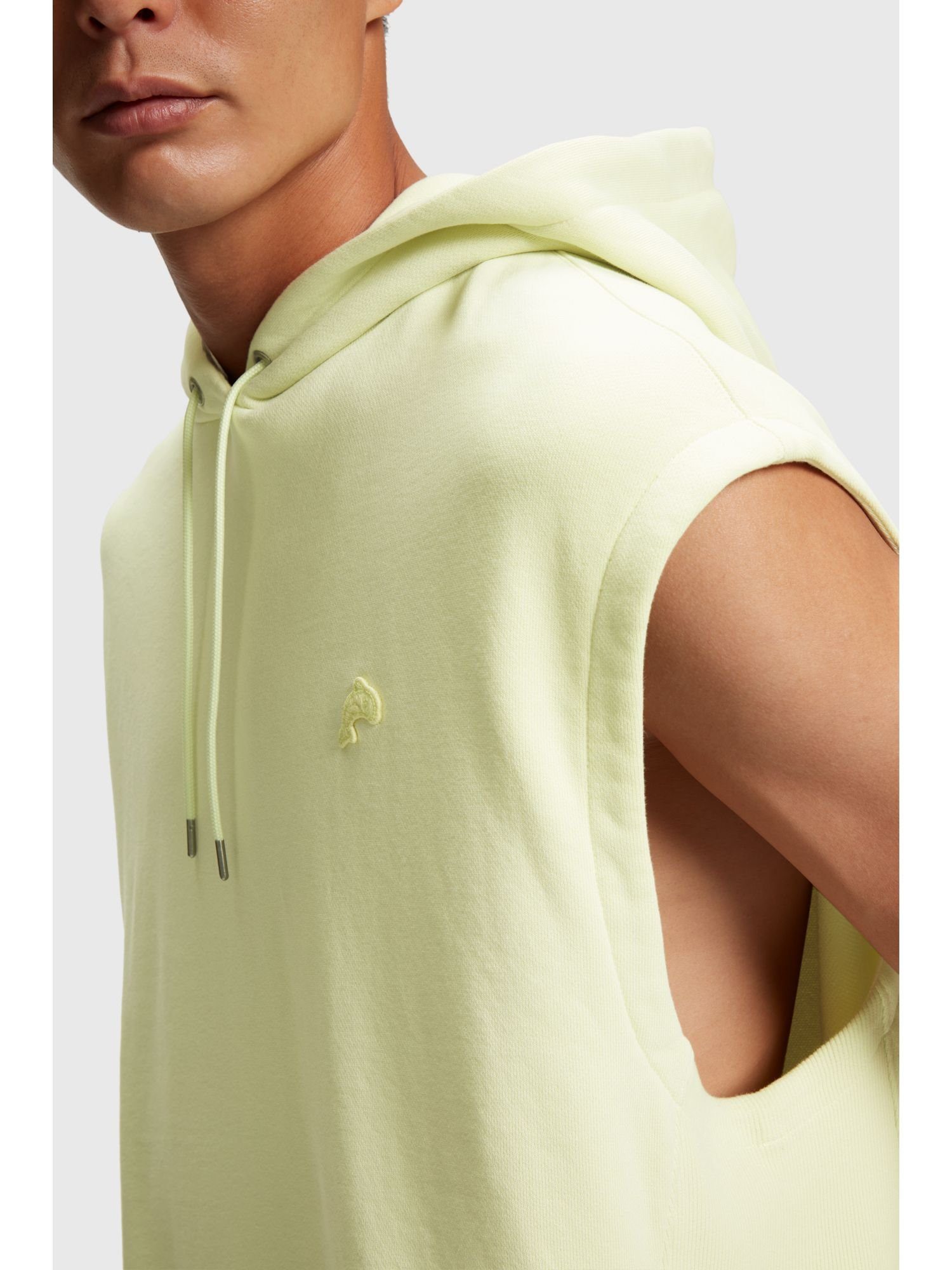 Esprit Sweatshirt Ärmelloser Hoodie mit farbigem Dolphin-Patch (1-tlg) PASTEL YELLOW