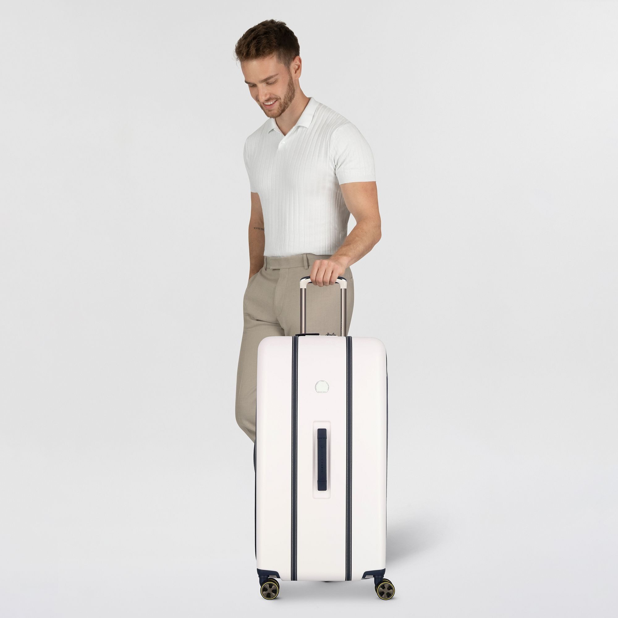 Delsey Paris Hartschalen-Trolley Cadence, 4 Rollen, Polycarbonat