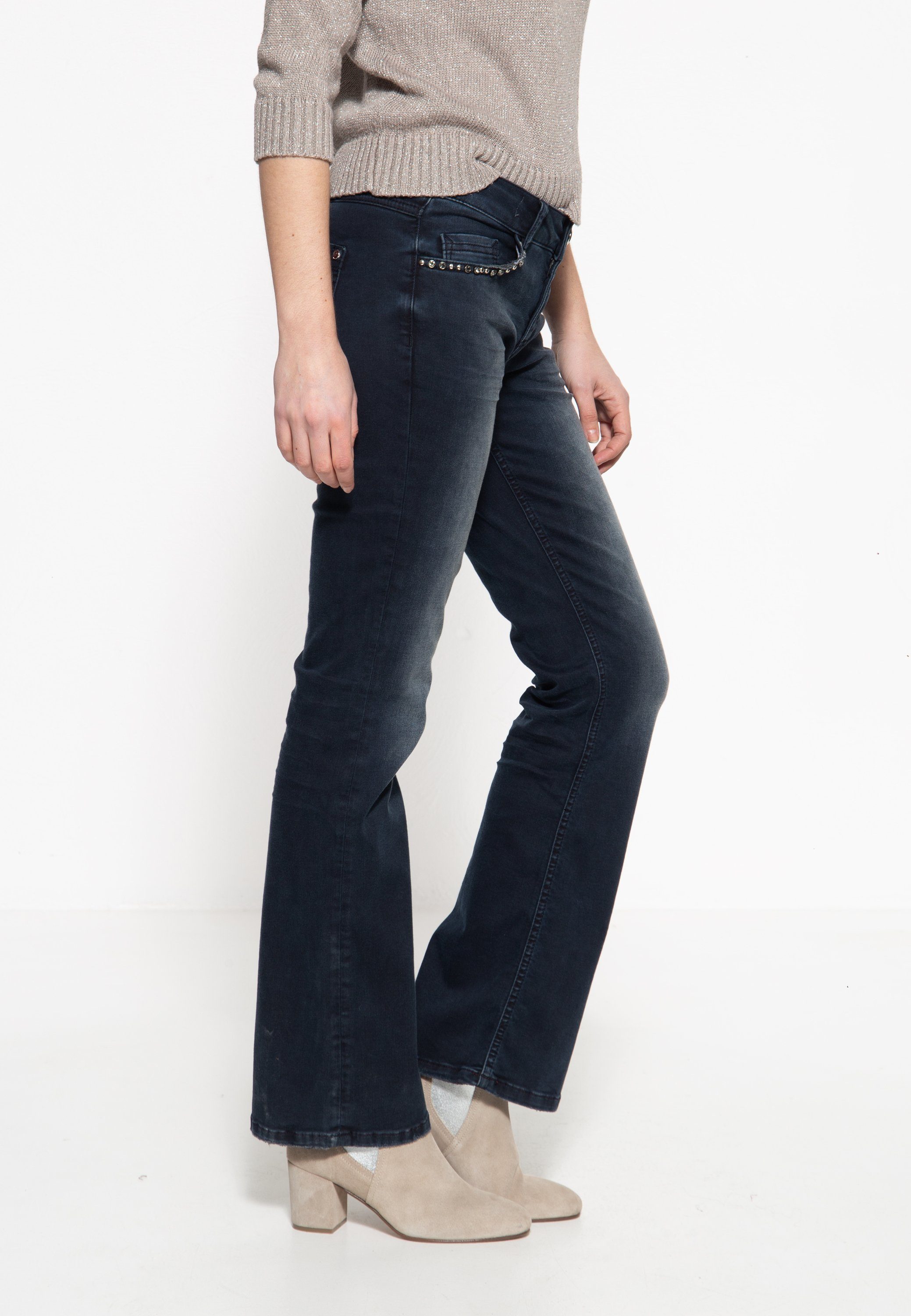 ATT Jeans Slim-fit-Jeans Brenda (1-tlg) mit günstig online kaufen