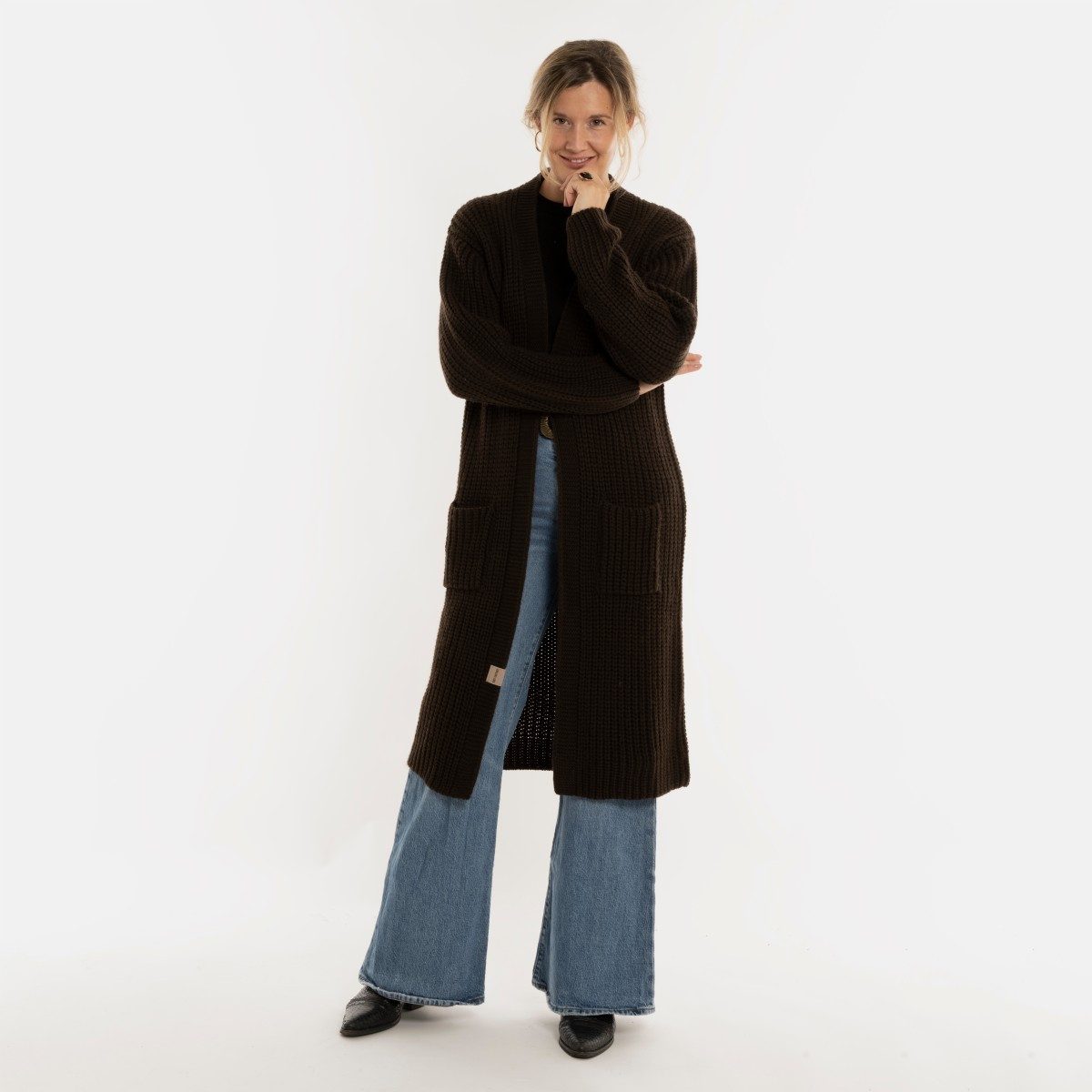 Knit Factory Strickjacke Marlo Lange Dunkelbraun 36 38 36/38 (1-tlg) Modell Marlo, für Herbst, Winter