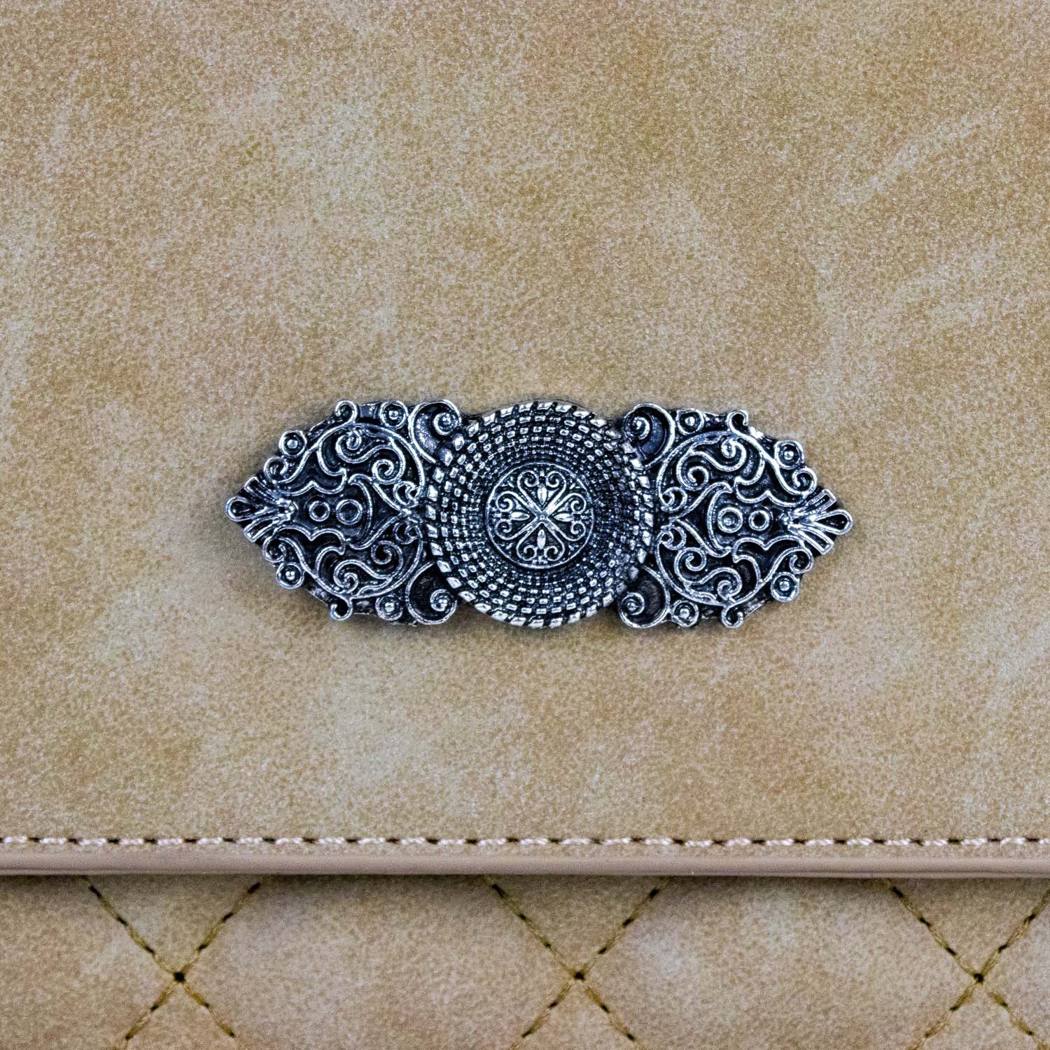 Trachtenland Trachtentasche Gesteppte Handtasche 'Fabia' mit Trachten Appli günstig online kaufen