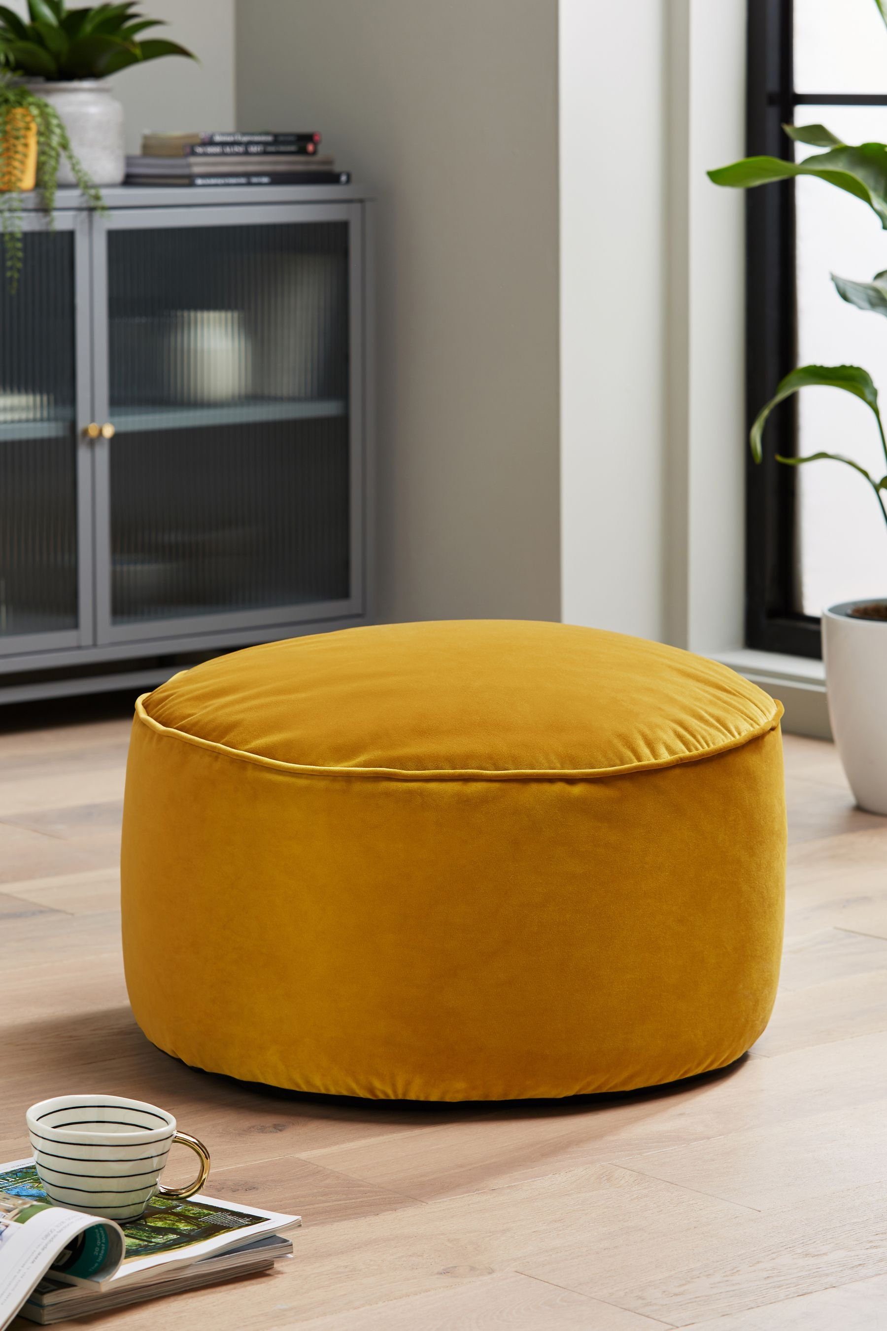Next Polsterhocker Opulenter Samthocker (1 St)