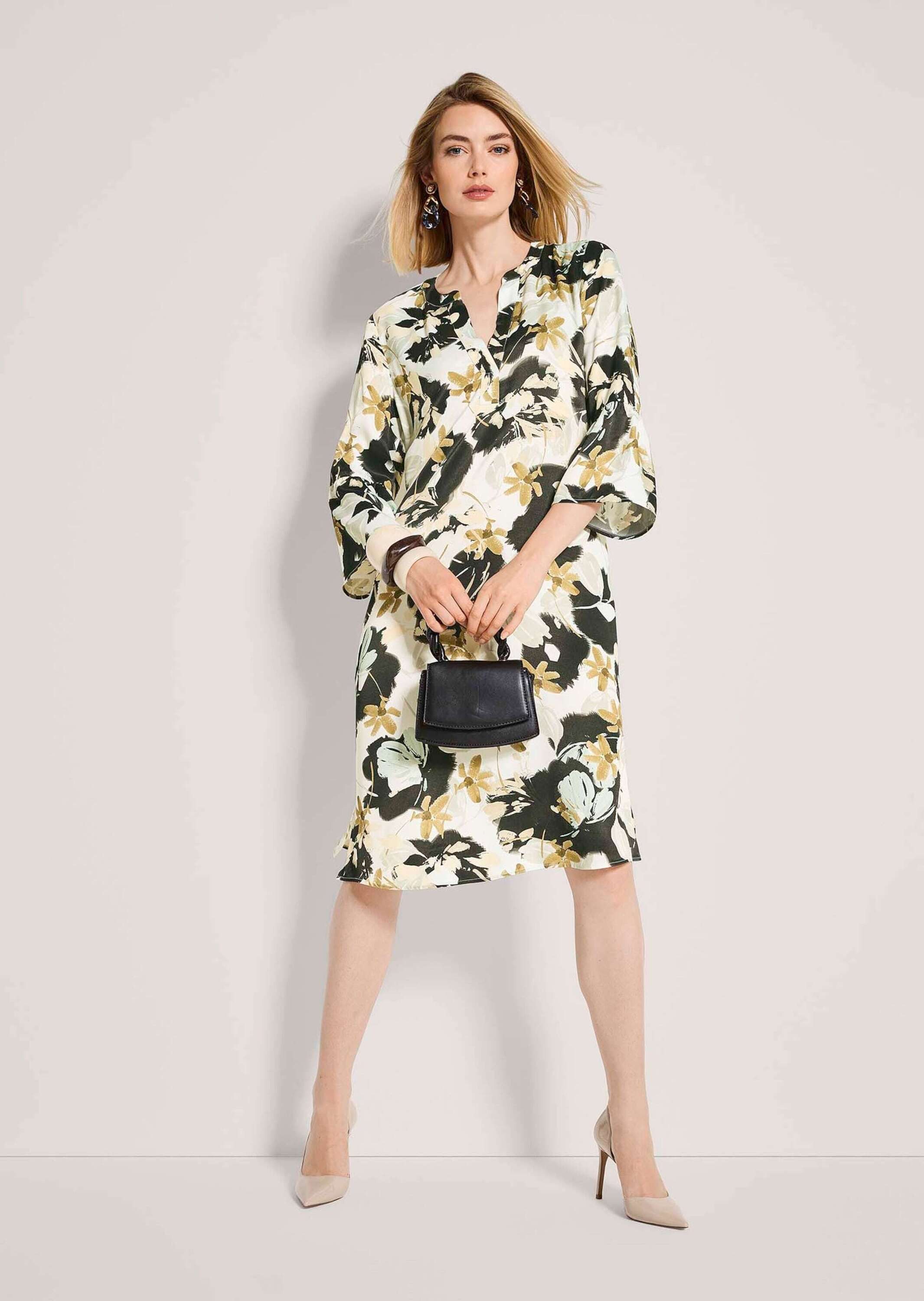 MADELEINE Midikleid Print-Kleid mit Volants Midikleid mit Rundhals, Taschen, Knielänge und 3/4-Arm