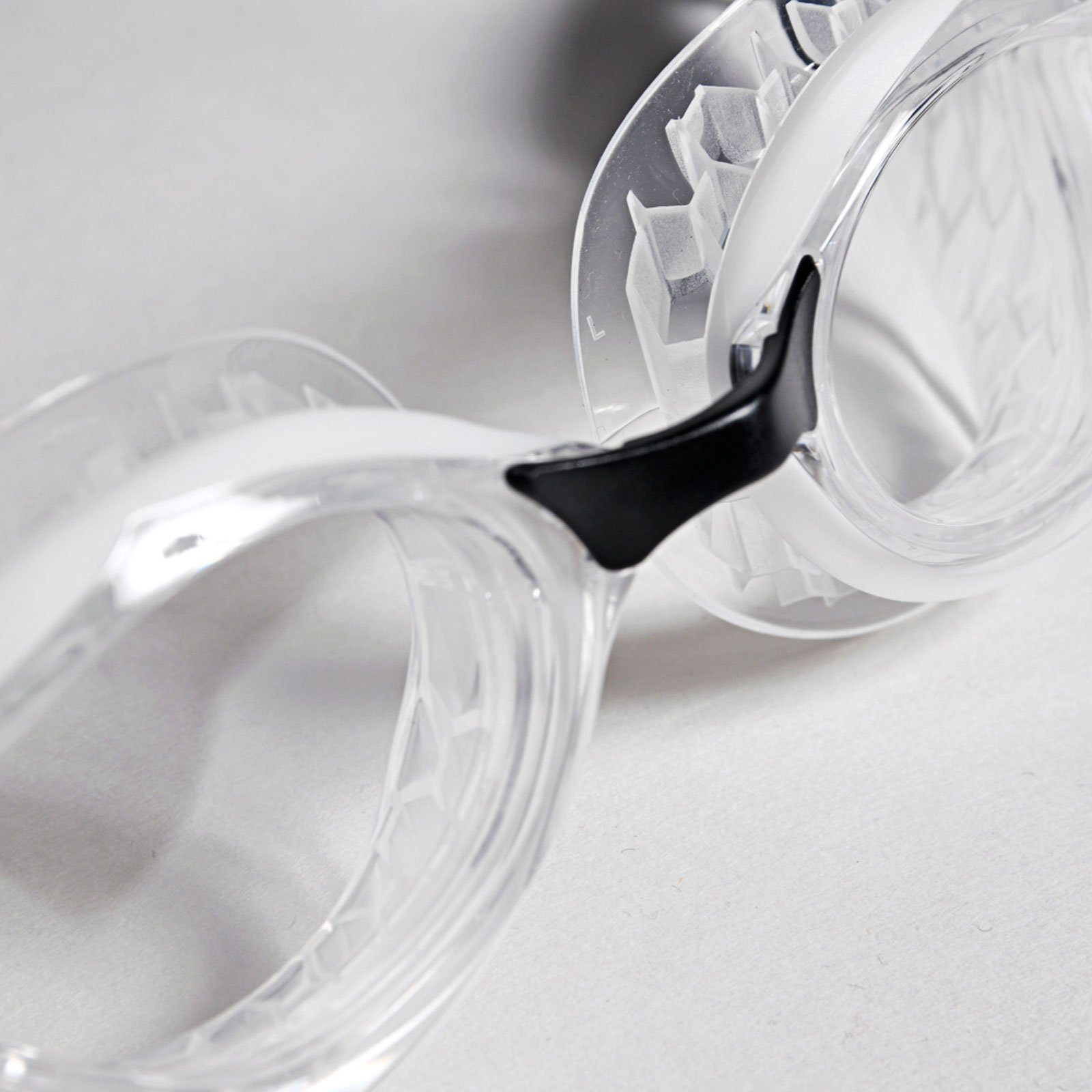 Arena Schwimmbrille Air Bold Swipe, mit Swipe Anti-Fog-Technologie