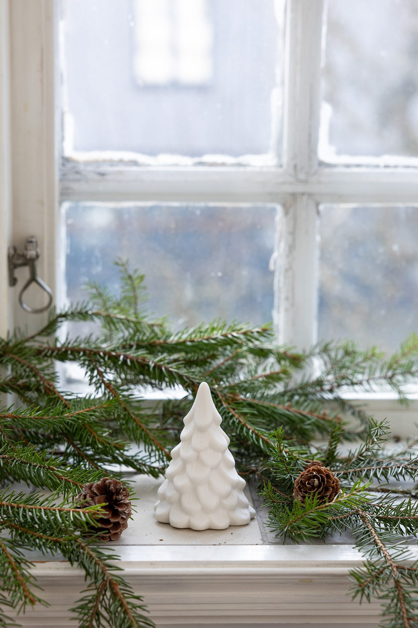 Storefactory Dekobaum Baum Norrskog Keramik Weiß günstig online kaufen