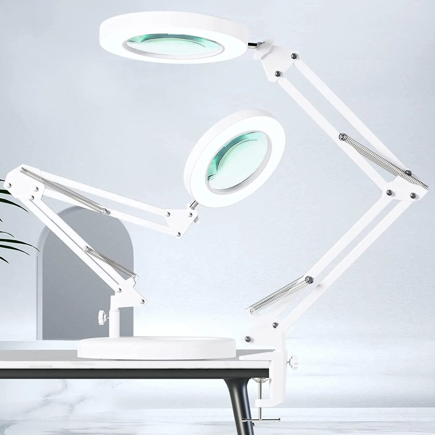 wohnTRAUM24 Lupenlampe LED Lupenleuchte 2-in-1 10X Lupe mit Licht und Ständer mit Klemme, LED fest integriert, Warmweiß bis Kaltweiß, 3 Farbmodi & 10 Helligkeitsstufen, für Lesen, Nähen, Basteln, Senioren