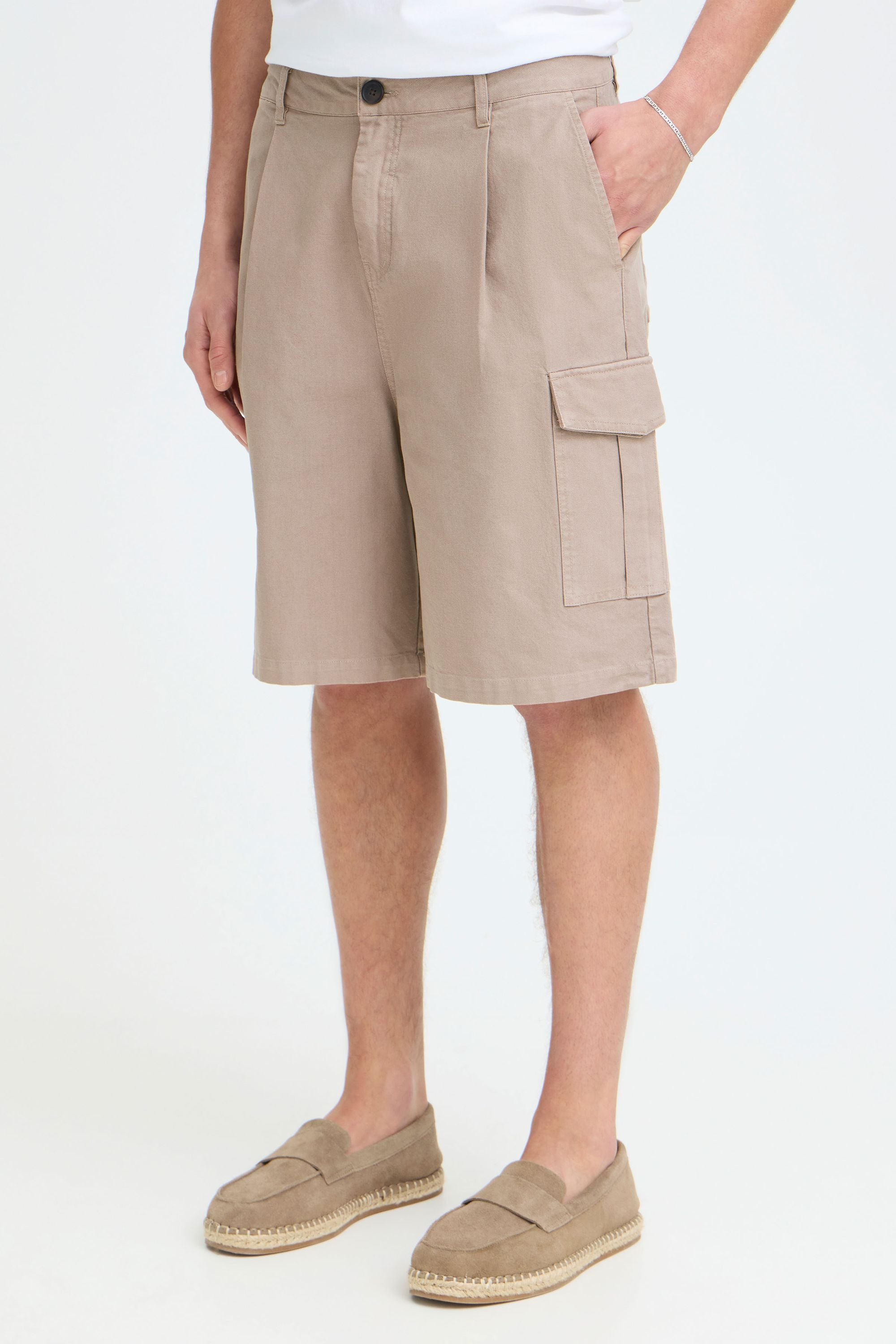 !Solid Bermudas SDEthan Weite Bermuda mit Cargotasche und Bundfalten - Loose Fit