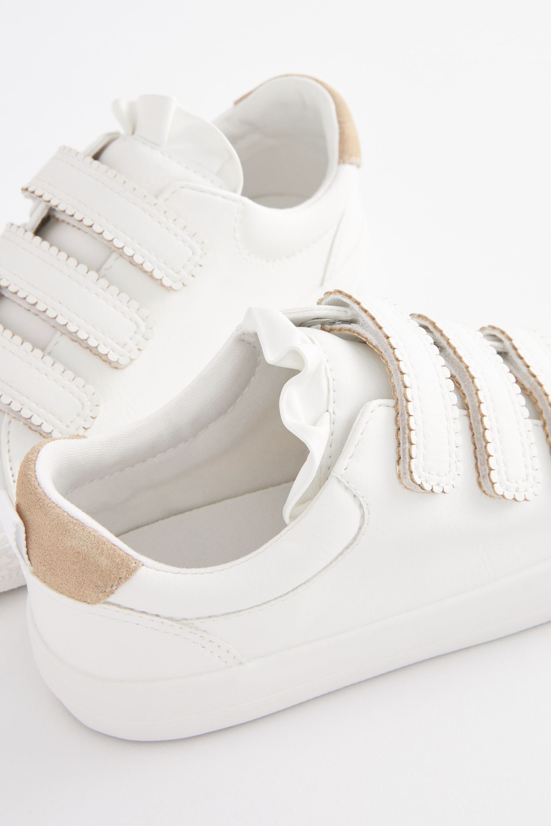 Next Sneaker mit Klettverschluss Sneaker Detail Scallop (1-tlg) White