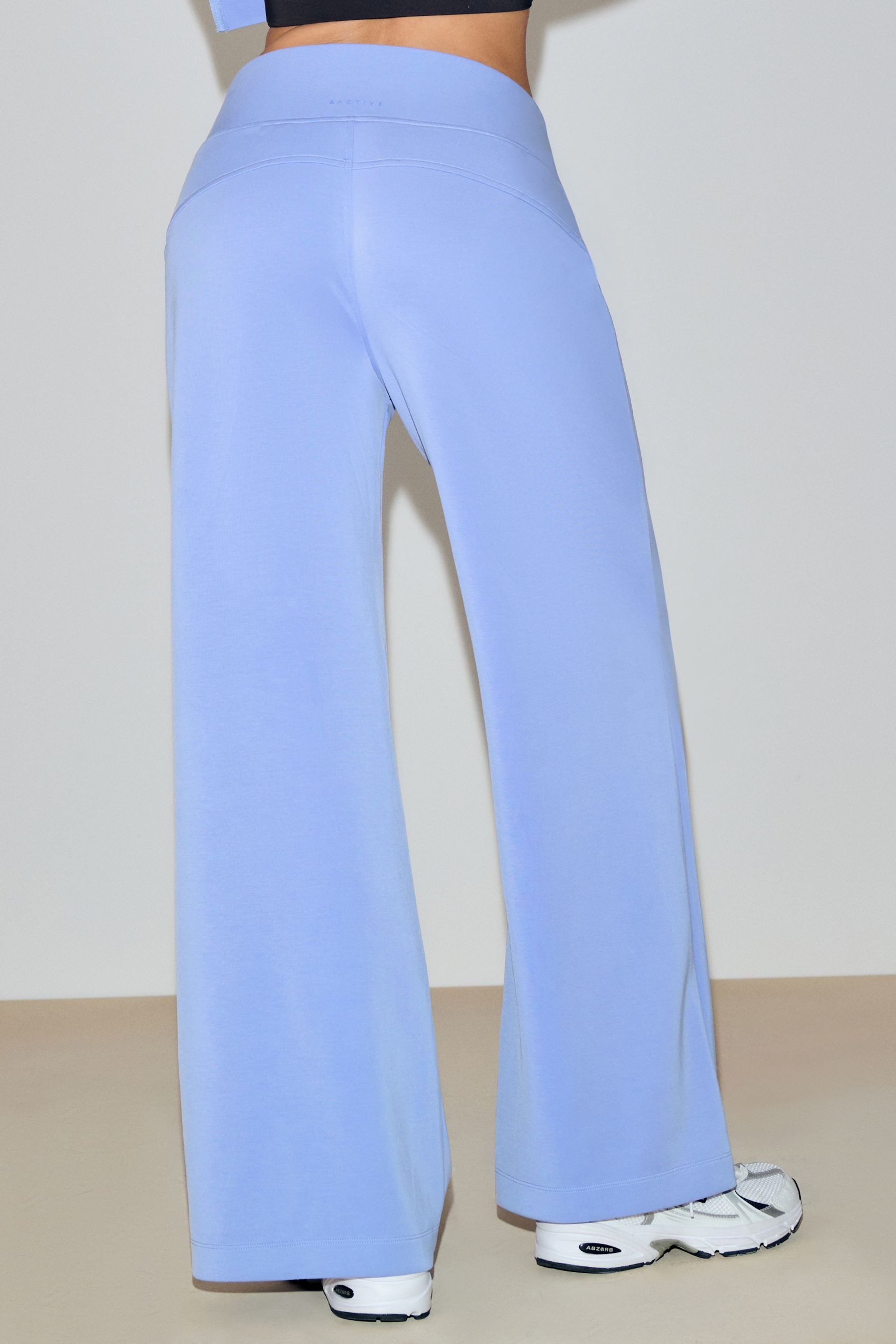 Next Stoffhose Superweiche Active Modal-Hose mit weitem Bein (1-tlg)