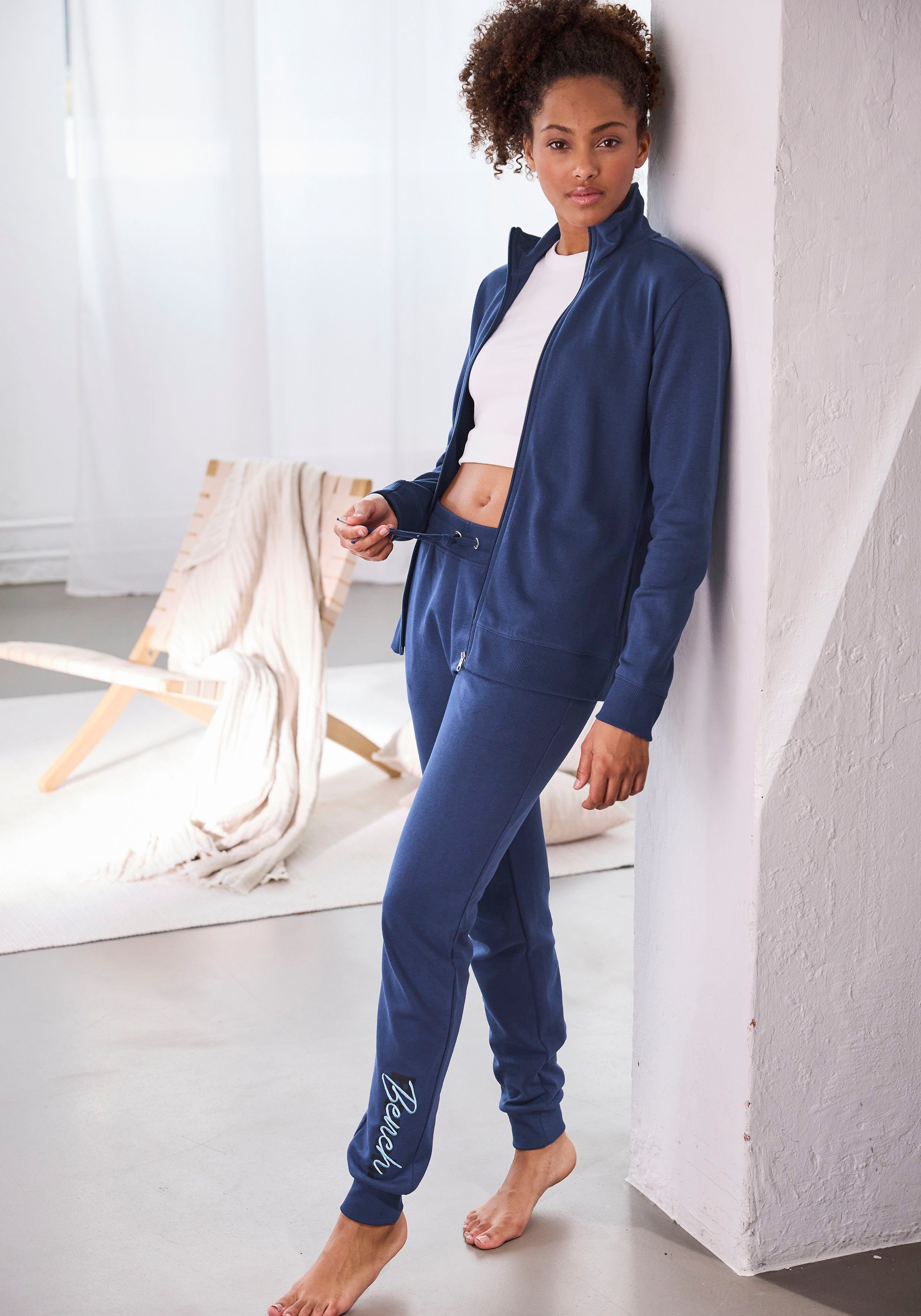 Bench. Loungewear Sweatpants mit Logodruck und Stickerei, Loungewear