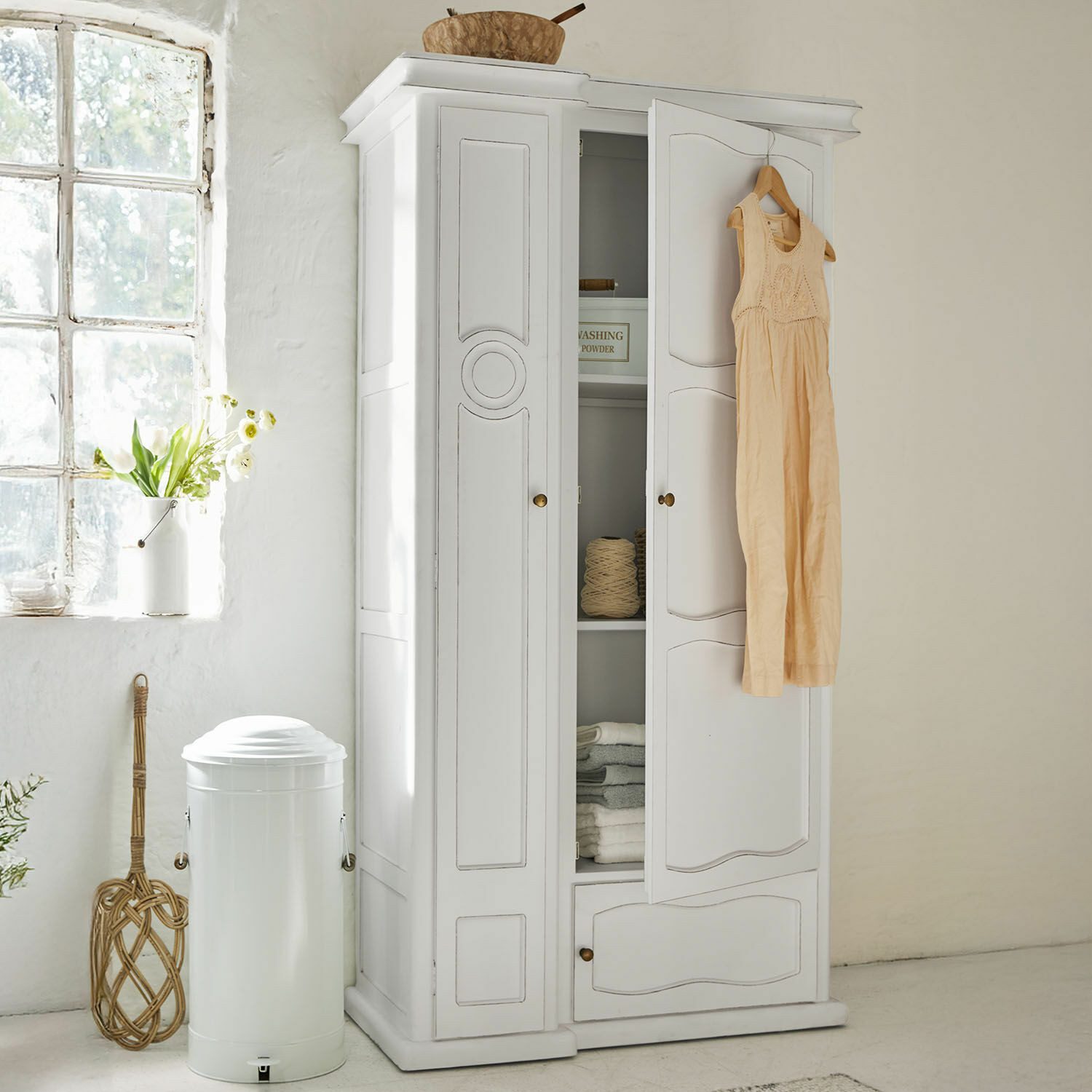 Mirabeau Hochschrank Schrank Garlinet antikweiß