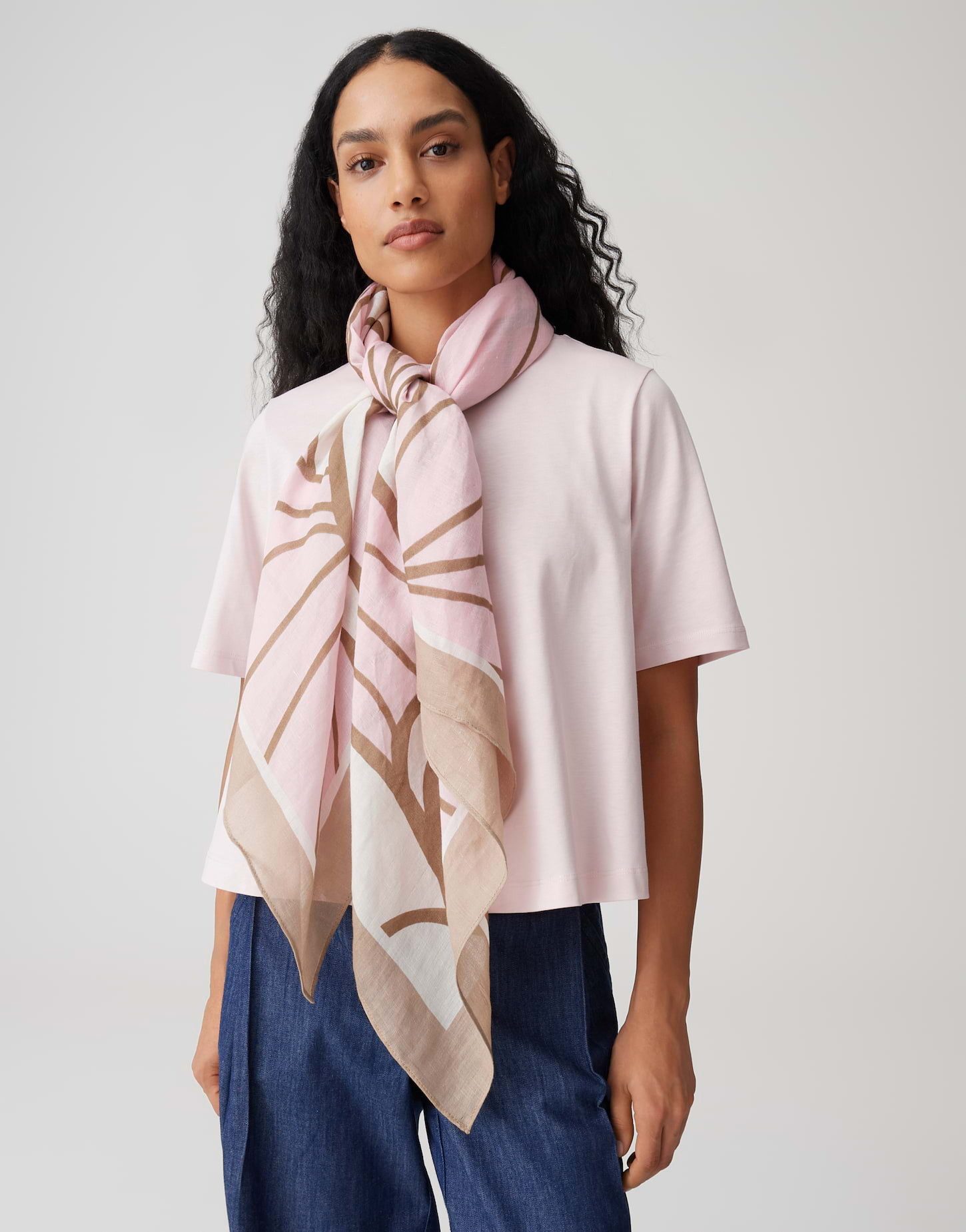 OPUS Halstuch Aflippa scarf aus Webware, All-Over-Print, fließender Fall, weicher Griff, Casual