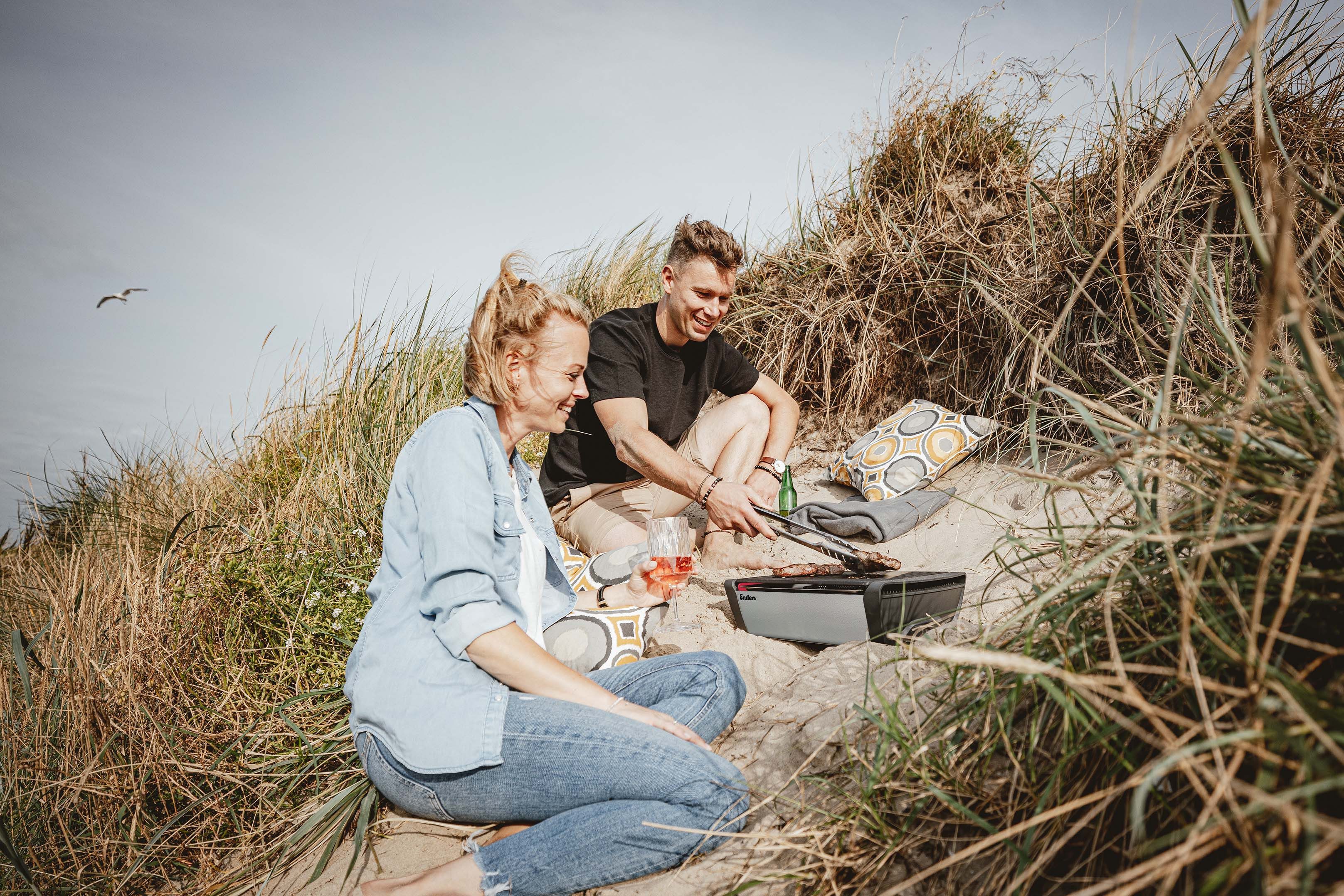Enders® Holzkohlegrill Aurora Stone