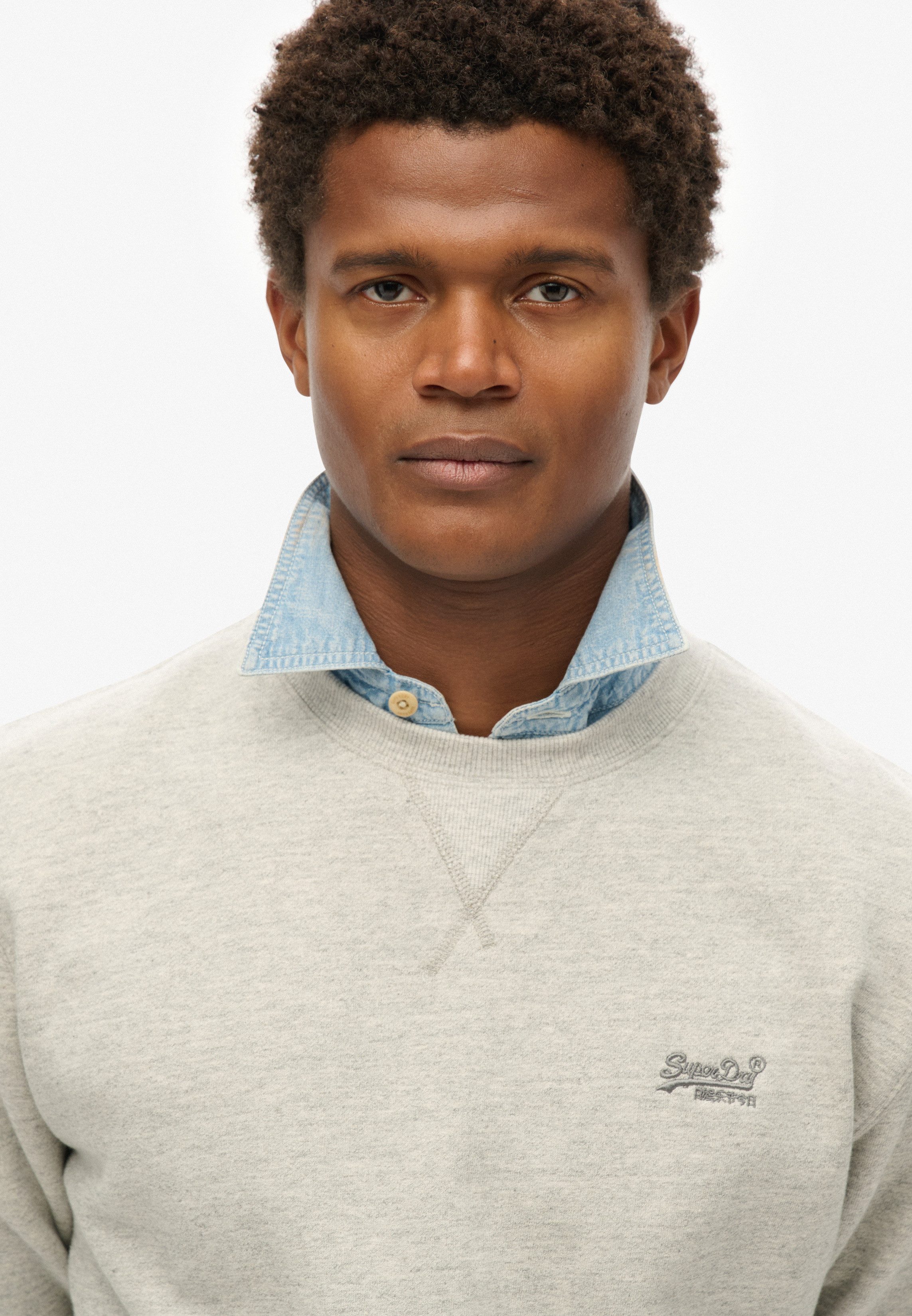 Superdry Sweatshirt ESSENTIAL LOGO CREW SWEATSHIRT günstig online kaufen