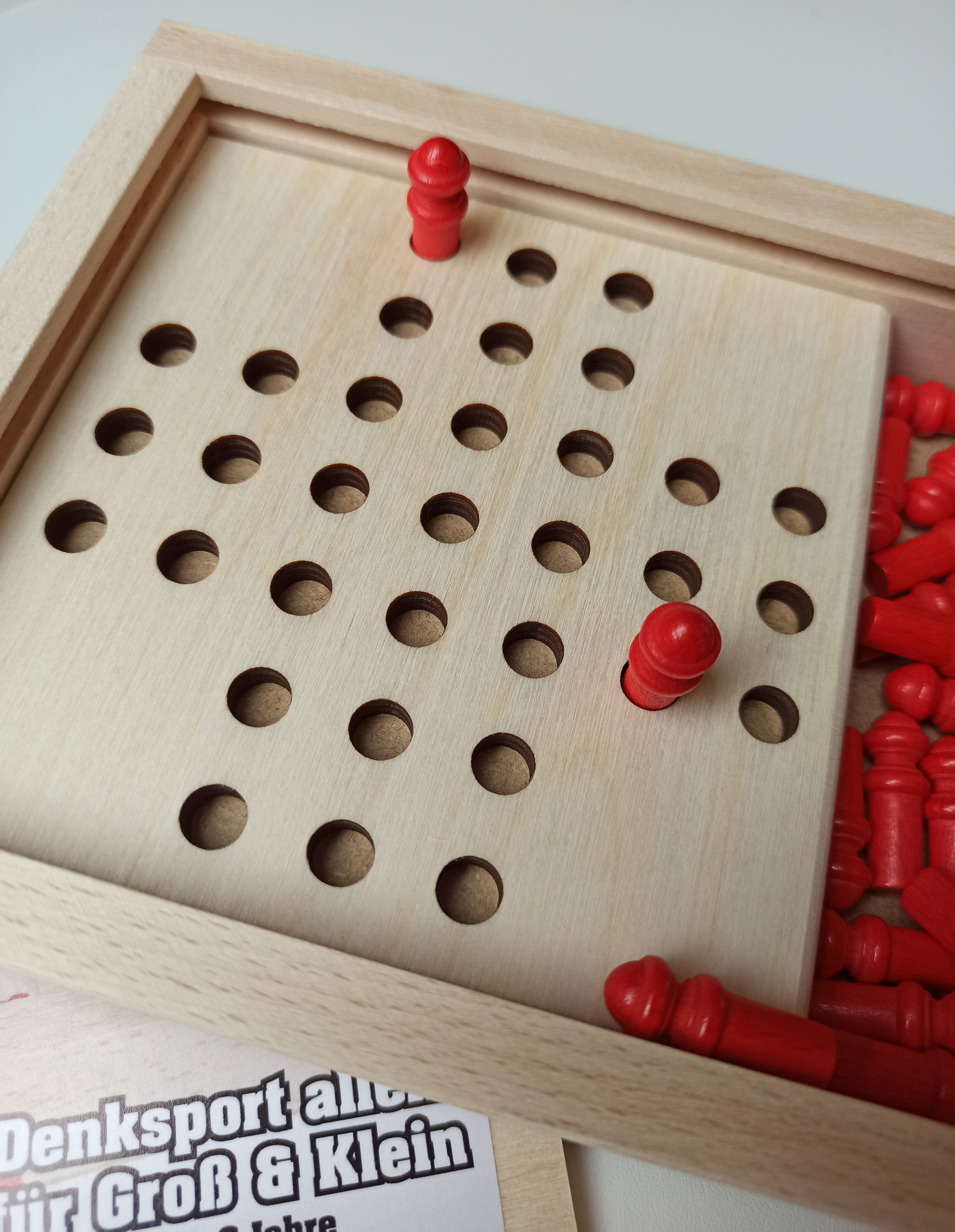 Erzgebirgische Holzspielwaren Ebert GmbH Spiel Steckhalma aus Holz Strategiespiel Reisespiel Kinder Erwachsene, Steckhalma, Holz
