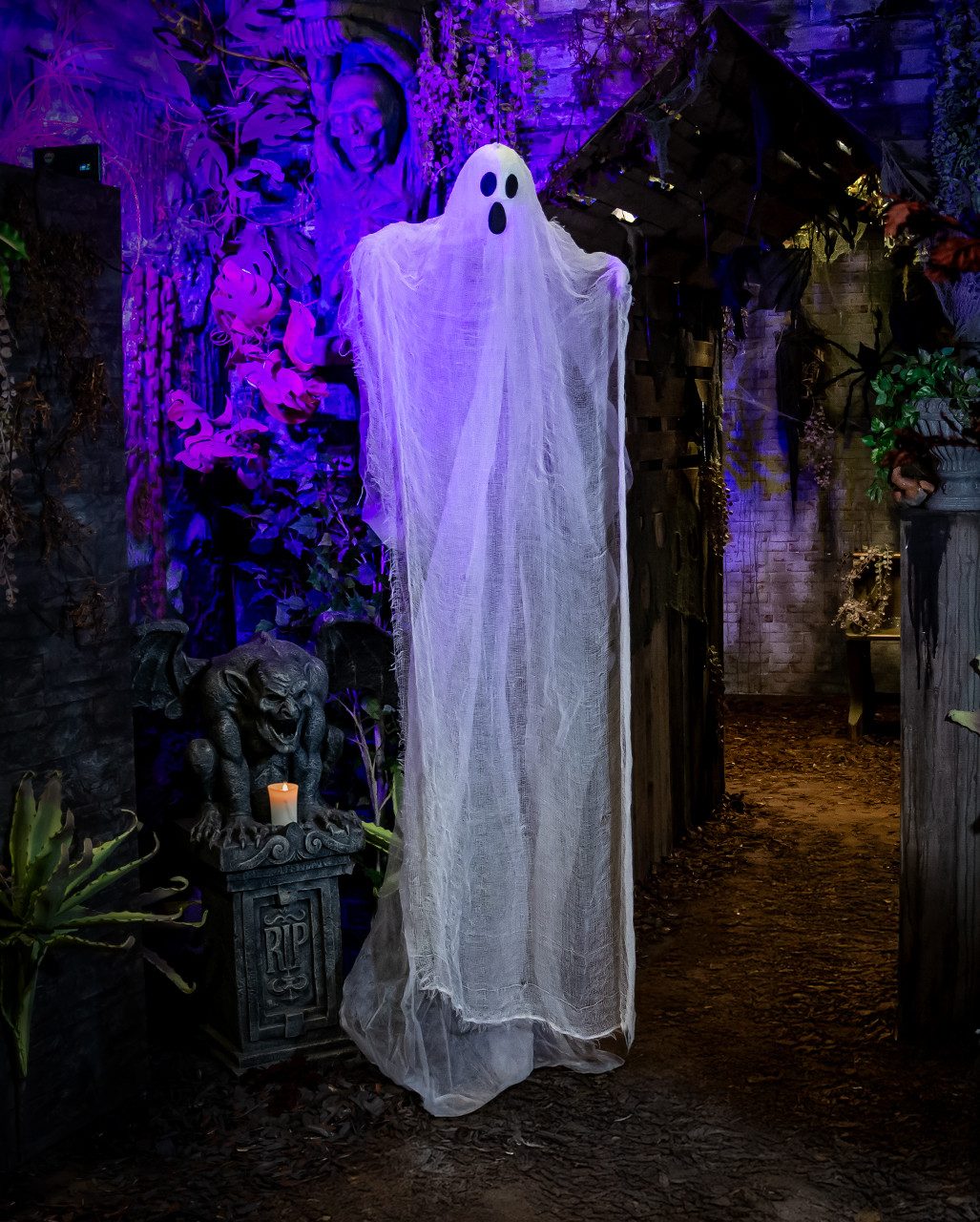Horror-Shop Dekoobjekt Weißer Halloween Geist als Hängefigur 215 cm – Bild 2 von 3