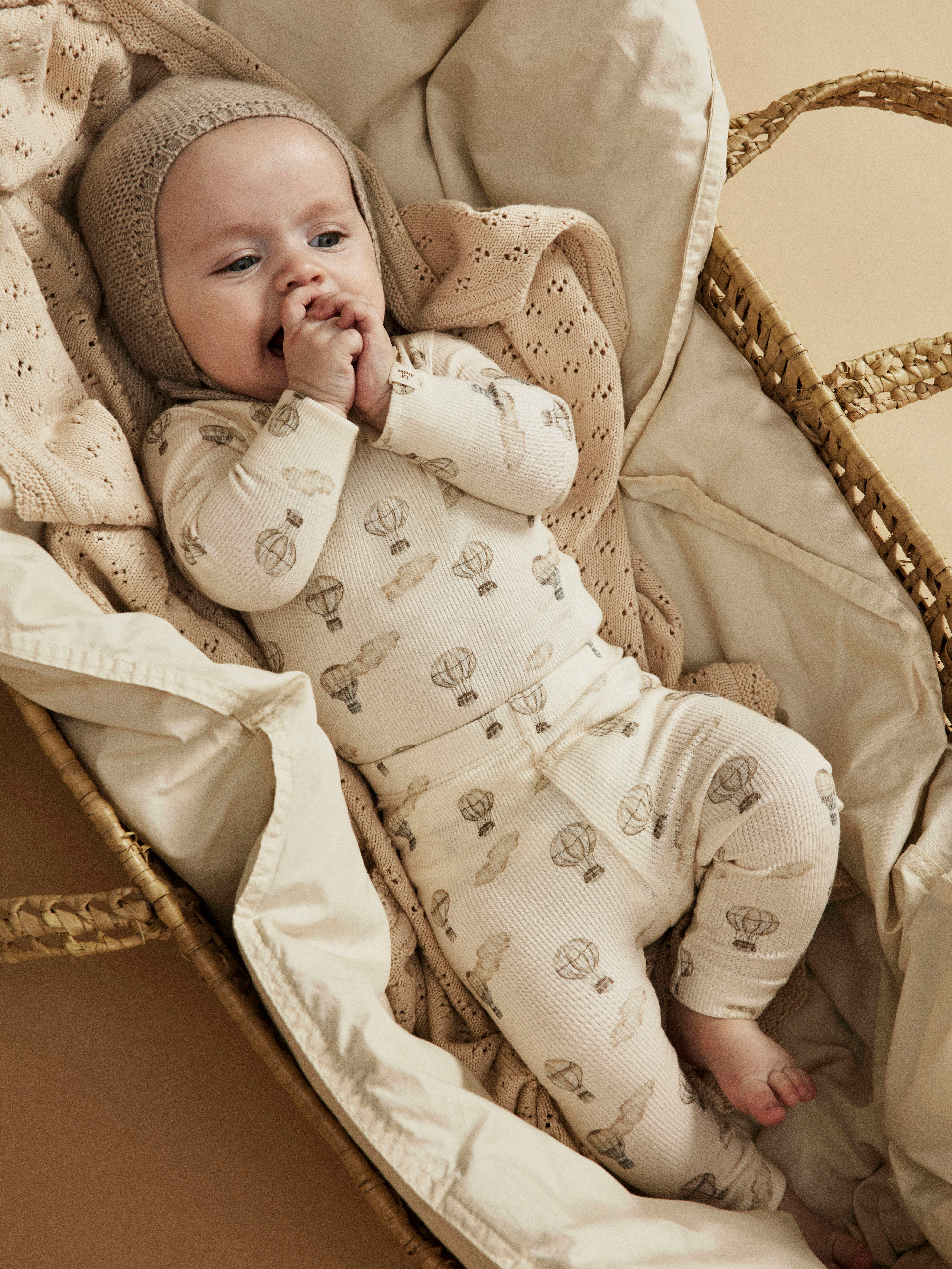 Lil' Atelier Langarmbody NBNGAVO EMO LS SLIM BODY LIL NOOS weiche Jersey Rippqualität