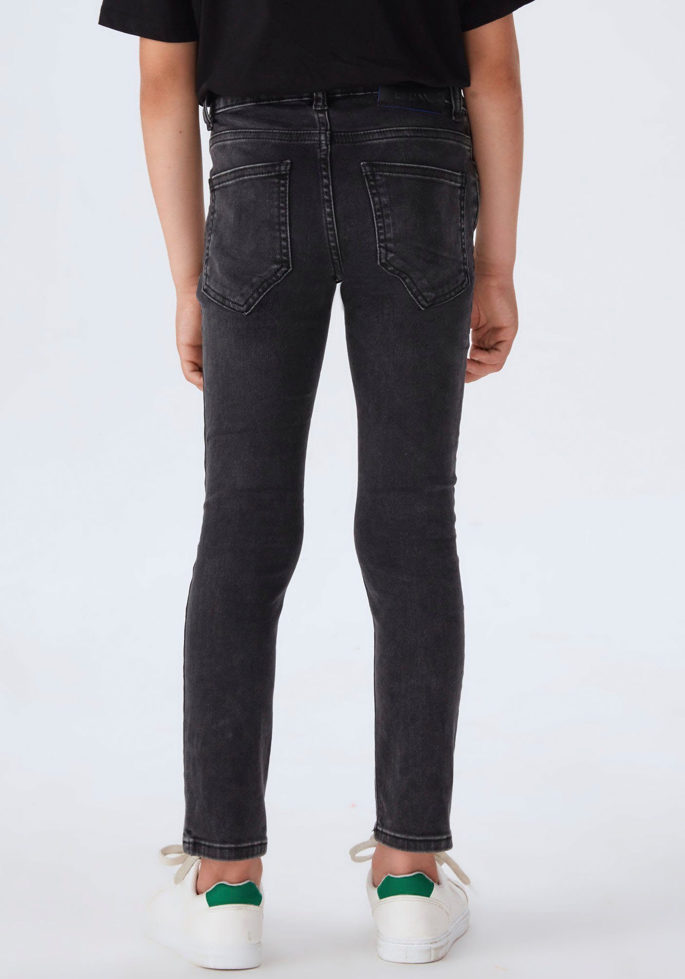 LTB Skinny-fit-Jeans JIM mit Stretch, almost for black BOYS