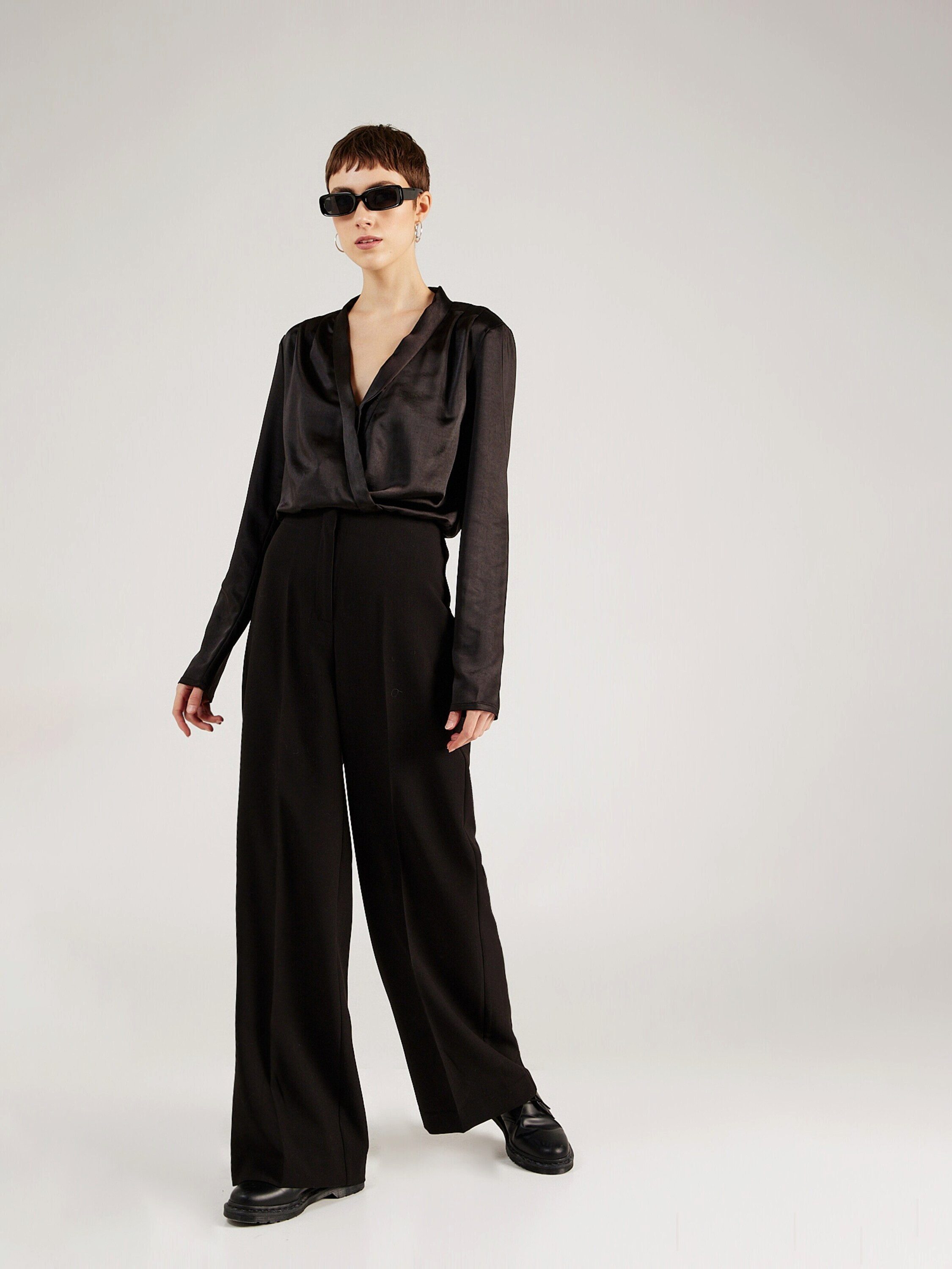 SOAKED IN LUXURY Stoffhose Corinne (1-tlg) Falten