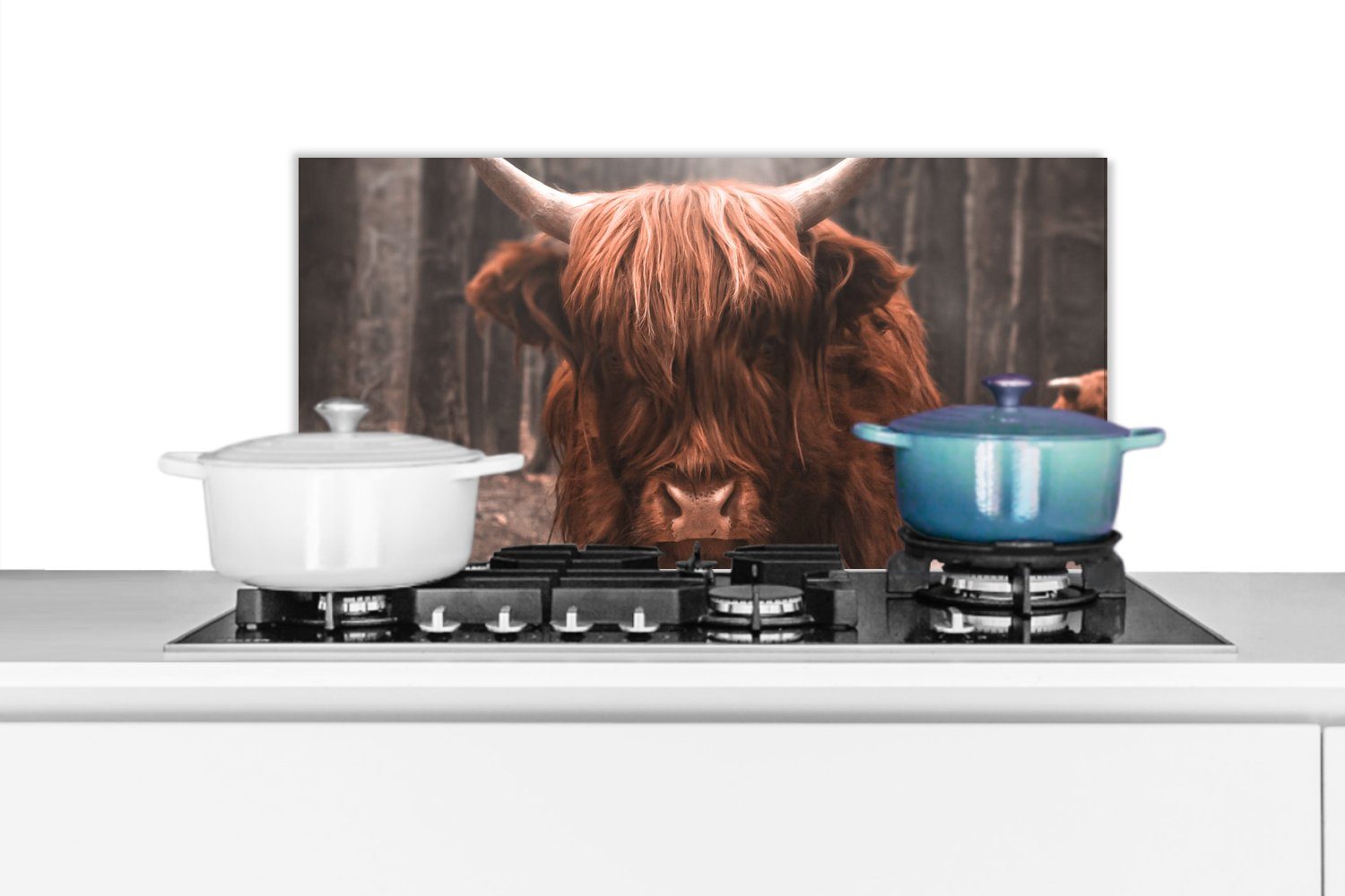 MuchoWow Küchenrückwand Schottischer Hochländer - Wald - Kuh - Tiere - Natur, (1-tlg), 60x30 cm, Wandschutz, gegen Fett und Schmutzflecken für Küchen