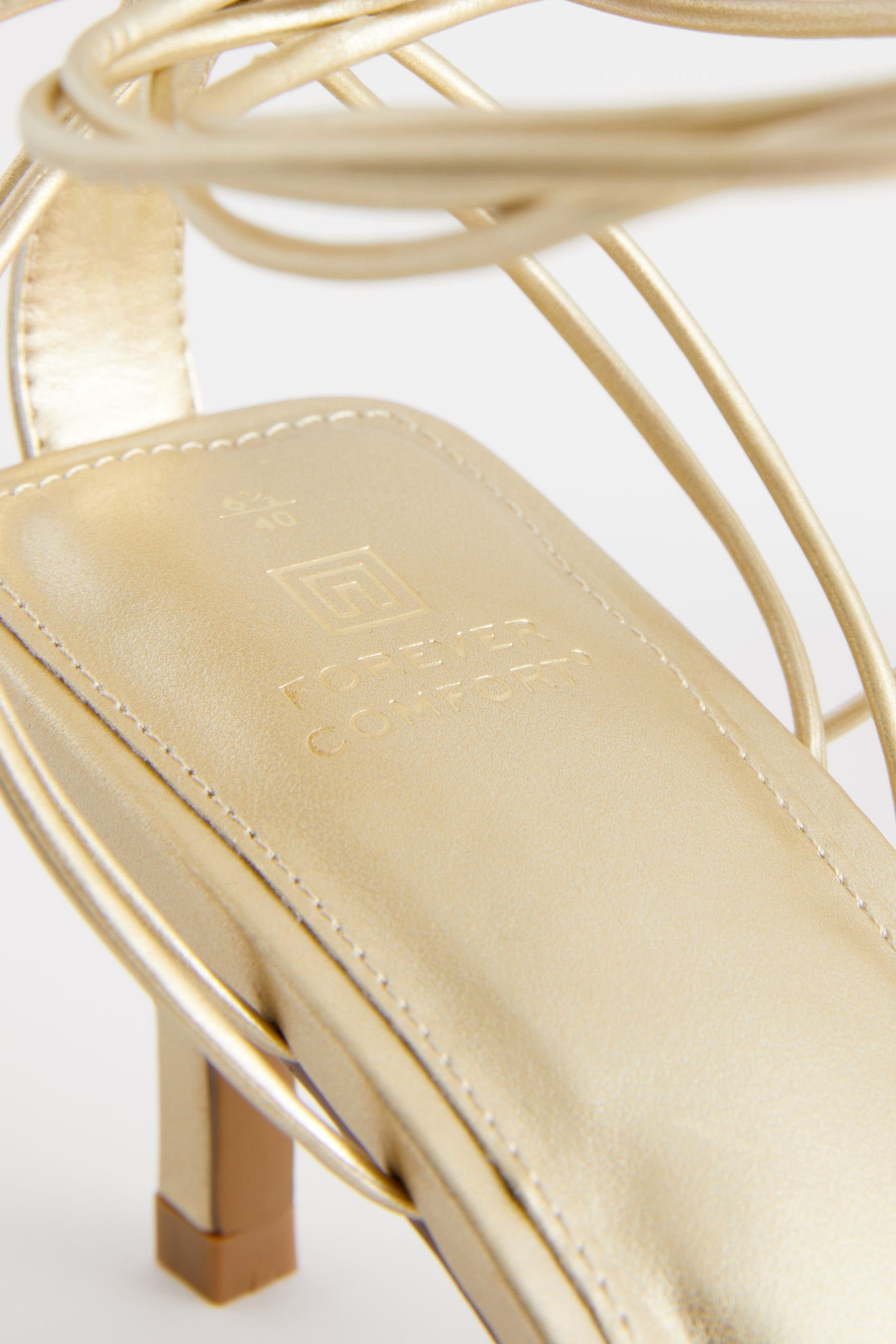 Comfort Gold Sandaletten Next (1-tlg) Forever Wickeldesign im Riemchensandalette