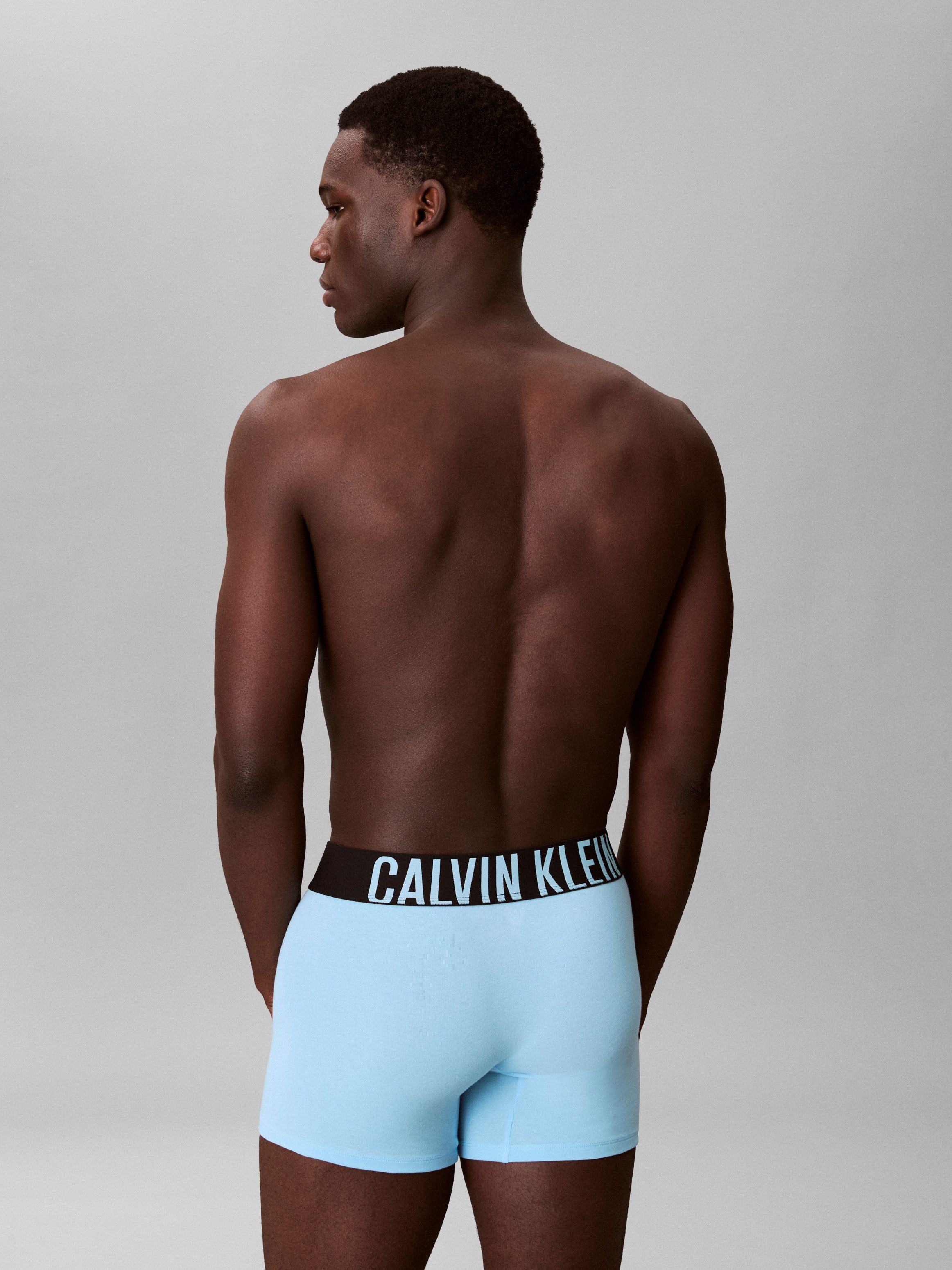 Calvin Klein Underwear Boxer BOXER BRIEF 3PK (Packung, 3-St., 3er) mit Logo-Stretchbund