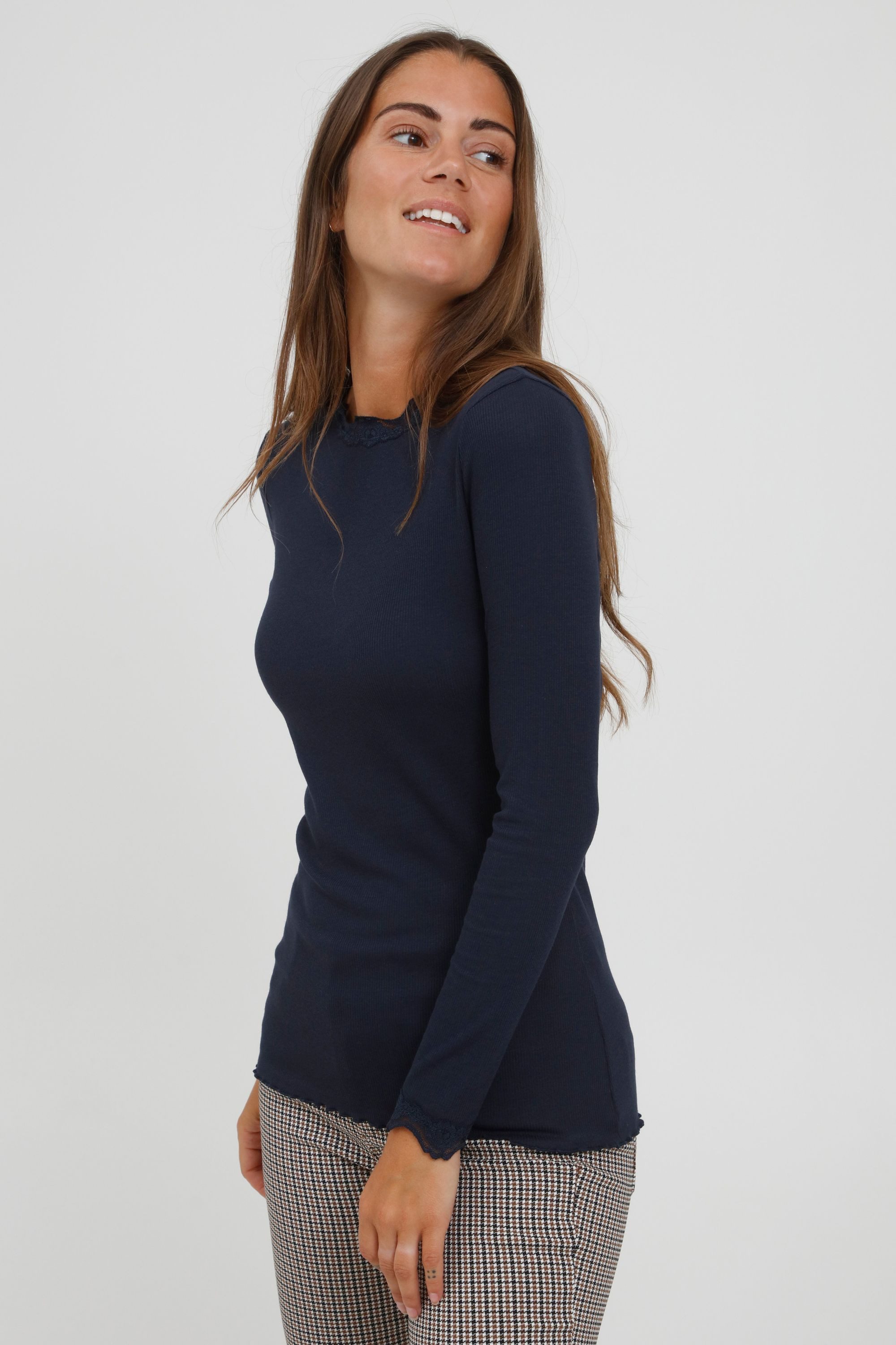 fransa Longsleeve FRHIZAMOND Langarmshirt mit Spitzen-Details günstig online kaufen