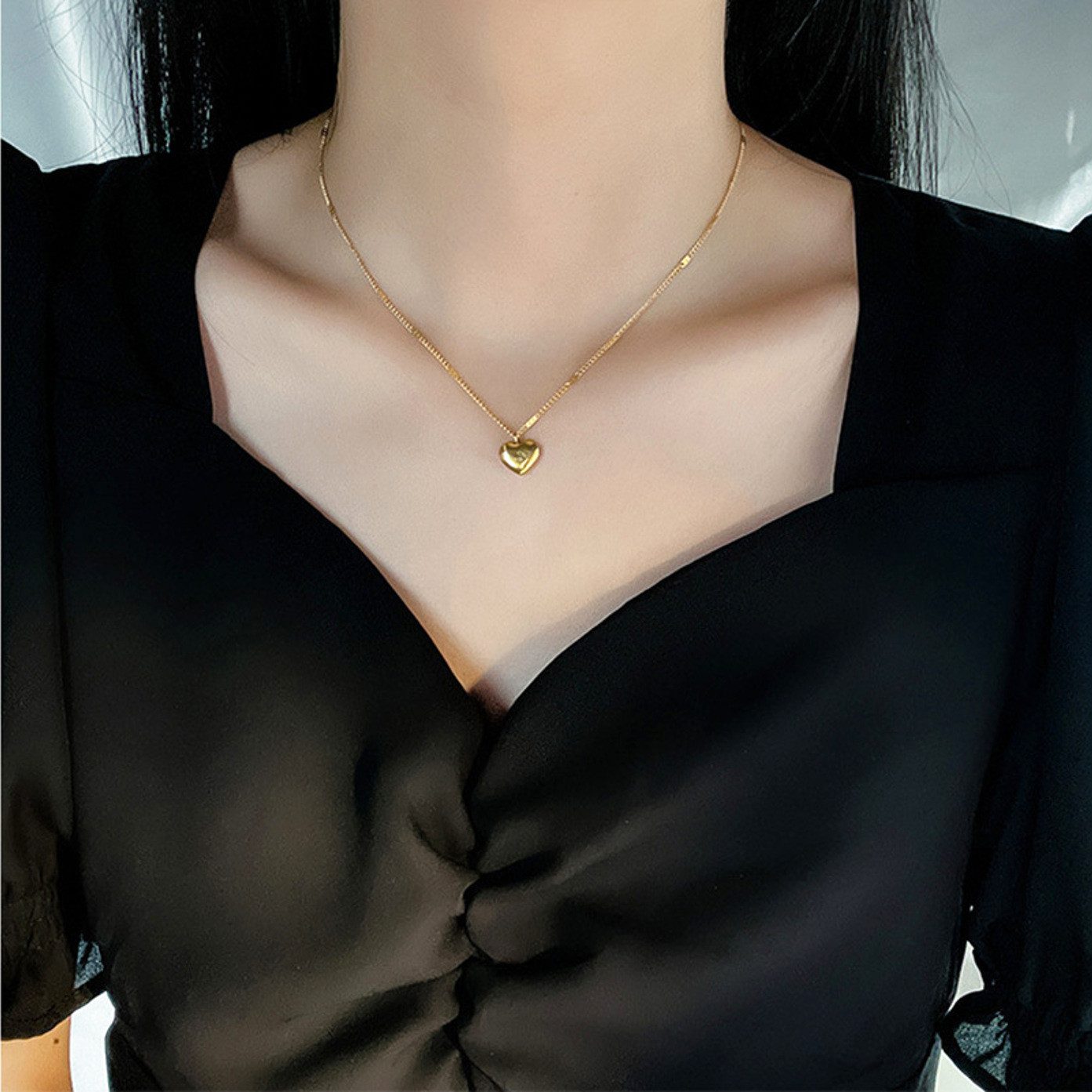 KARMA Herzkette Halskette Damen Gold Herzanhänger Edelstahl (Damenschmuck Geschenk, Love Gravur Damenkette), 41 cm + 5 cm Verlängerung