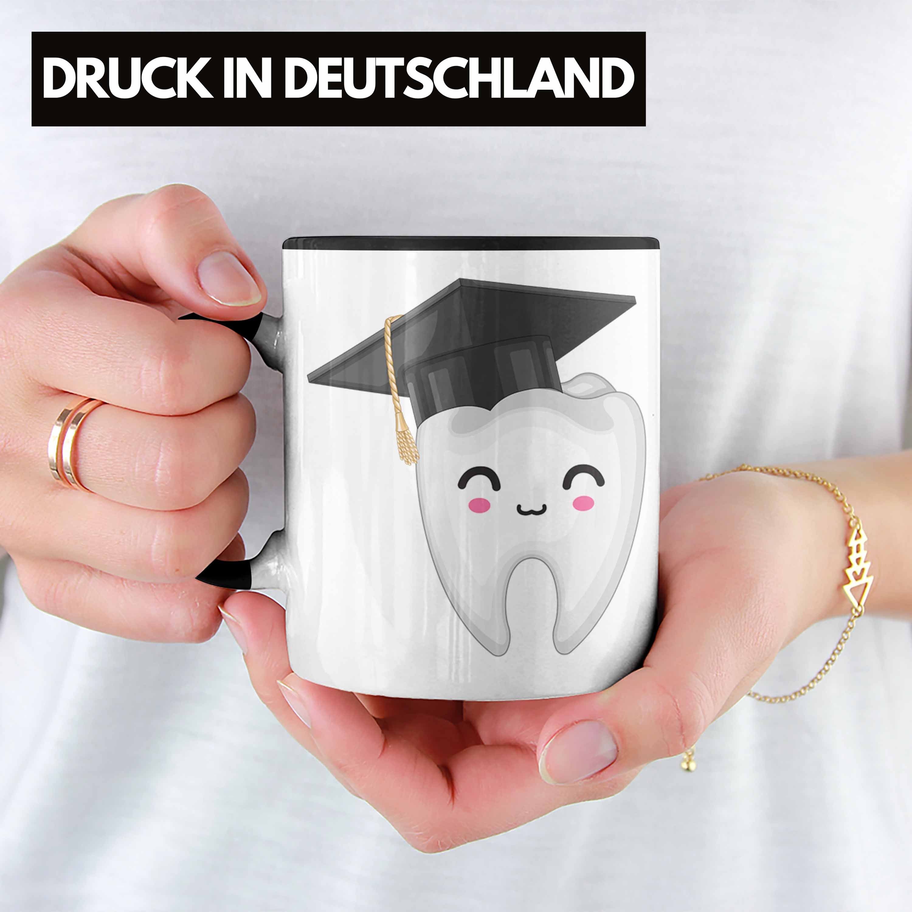 Trendation Tasse Trendation - Zahnmedizin Studium Bestanden Tasse Geschenk Angehender Z