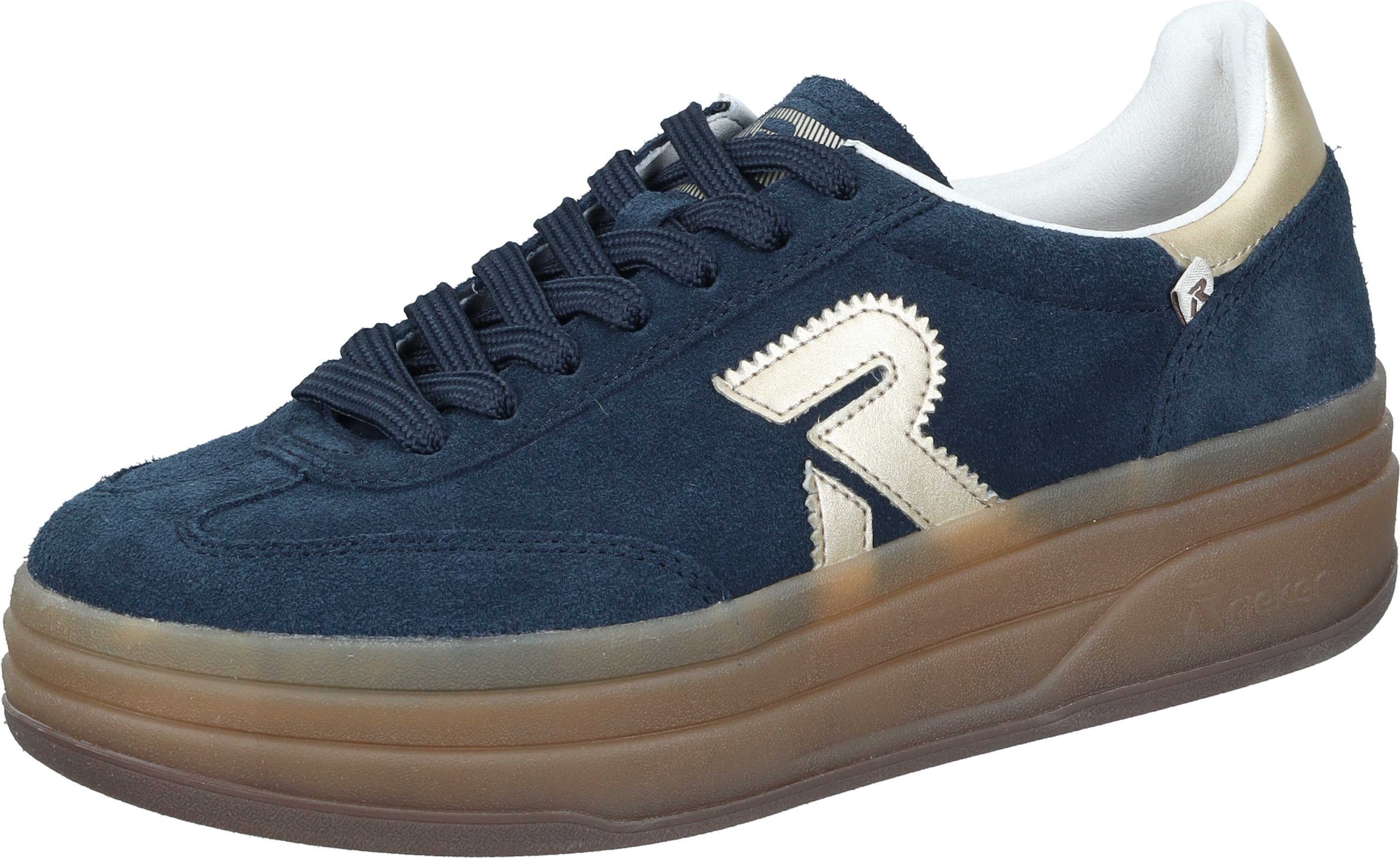 Schnürer Sneaker