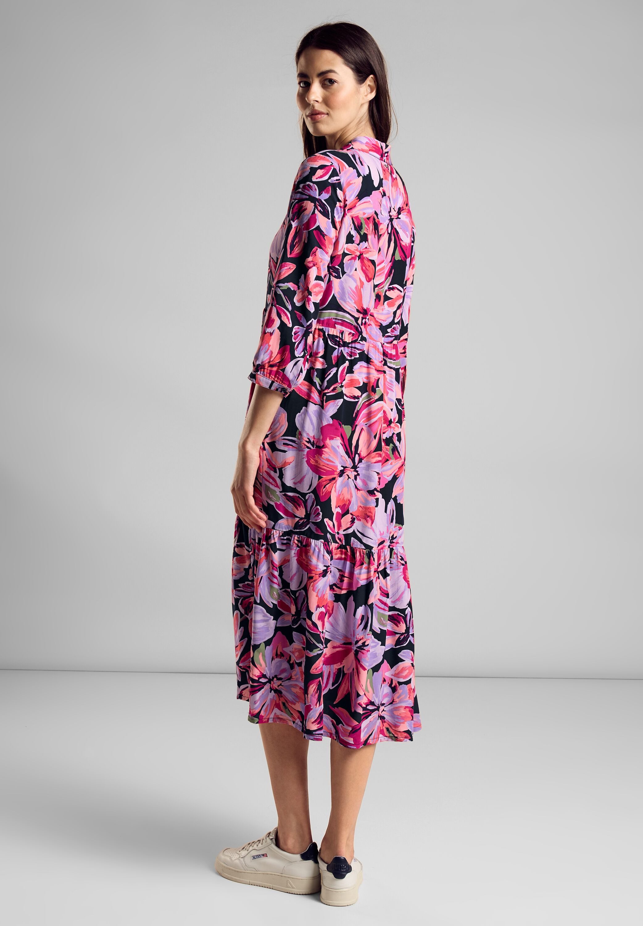 STREET ONE Sommerkleid mit hohem Kragen