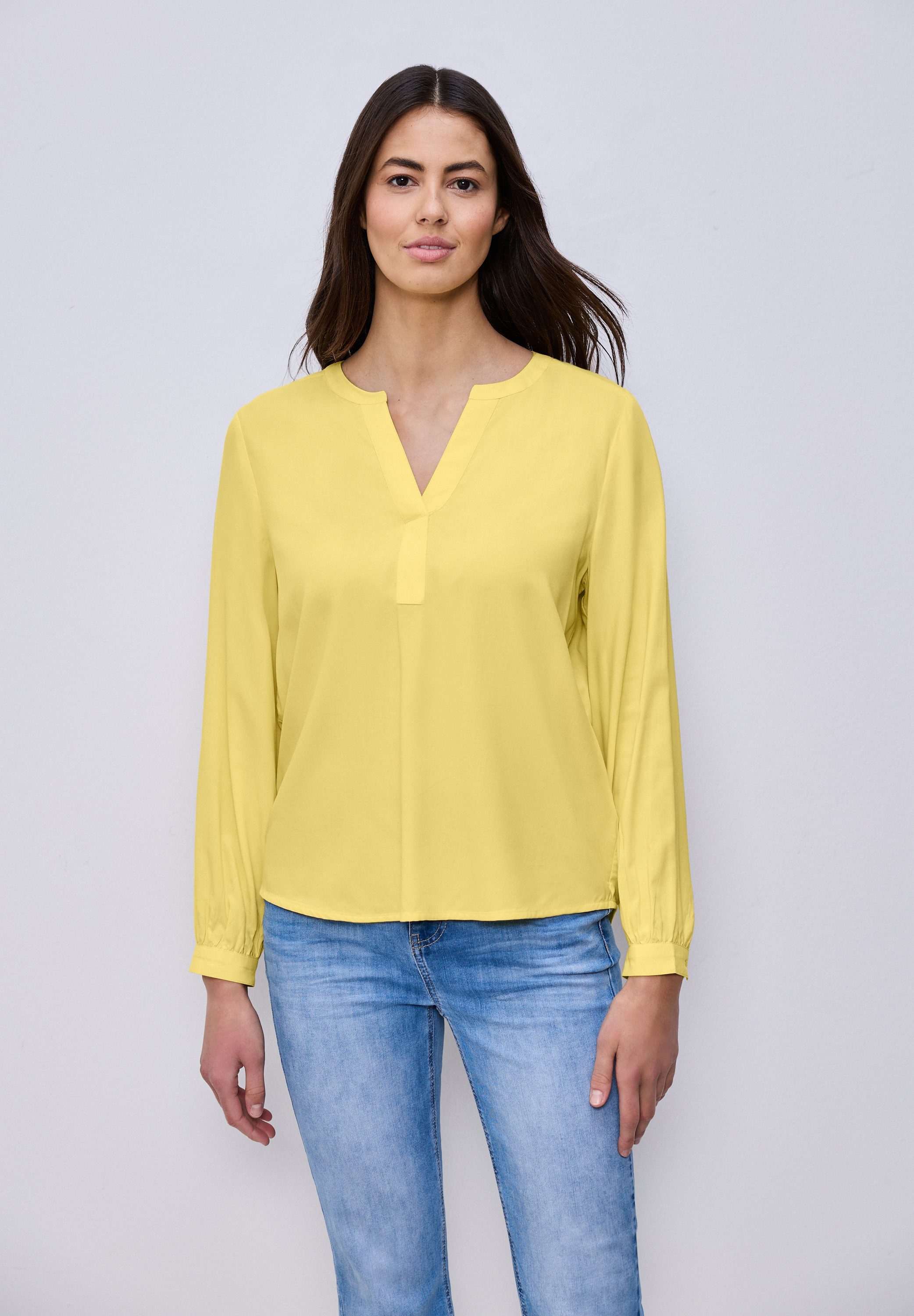 STREET ONE Langarmbluse mit geschlitztem Rundhalsausschnitt