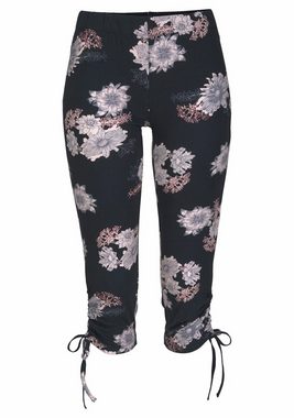 LASCANA Caprileggings mit seitlicher Raffung und Allover-Druck, 3/4-Länge, Stretch