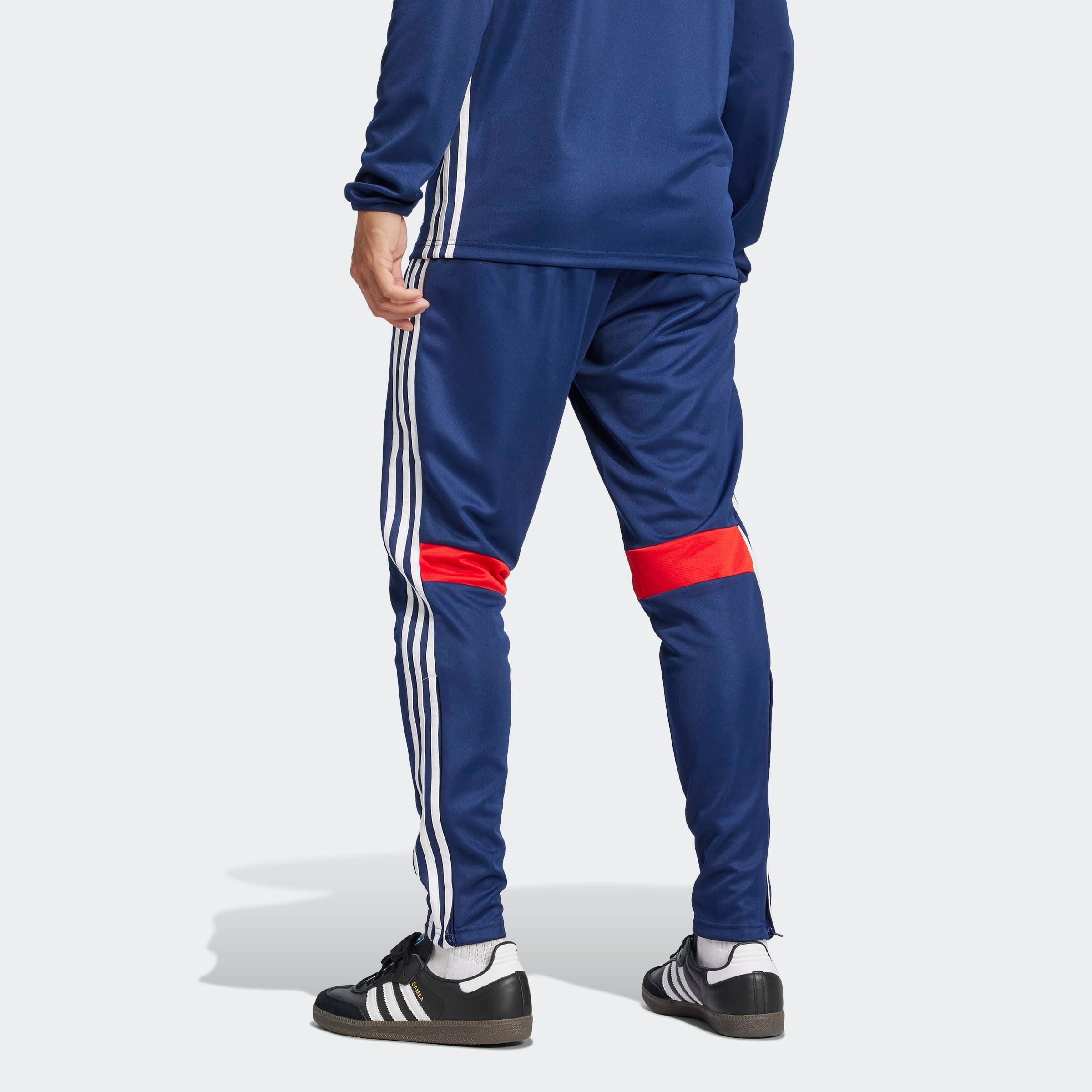 adidas Performance Trainingshose TIRO ES PNT für Erwachsene, mit AEROREADY Technologie, normal-weiter Schnitt